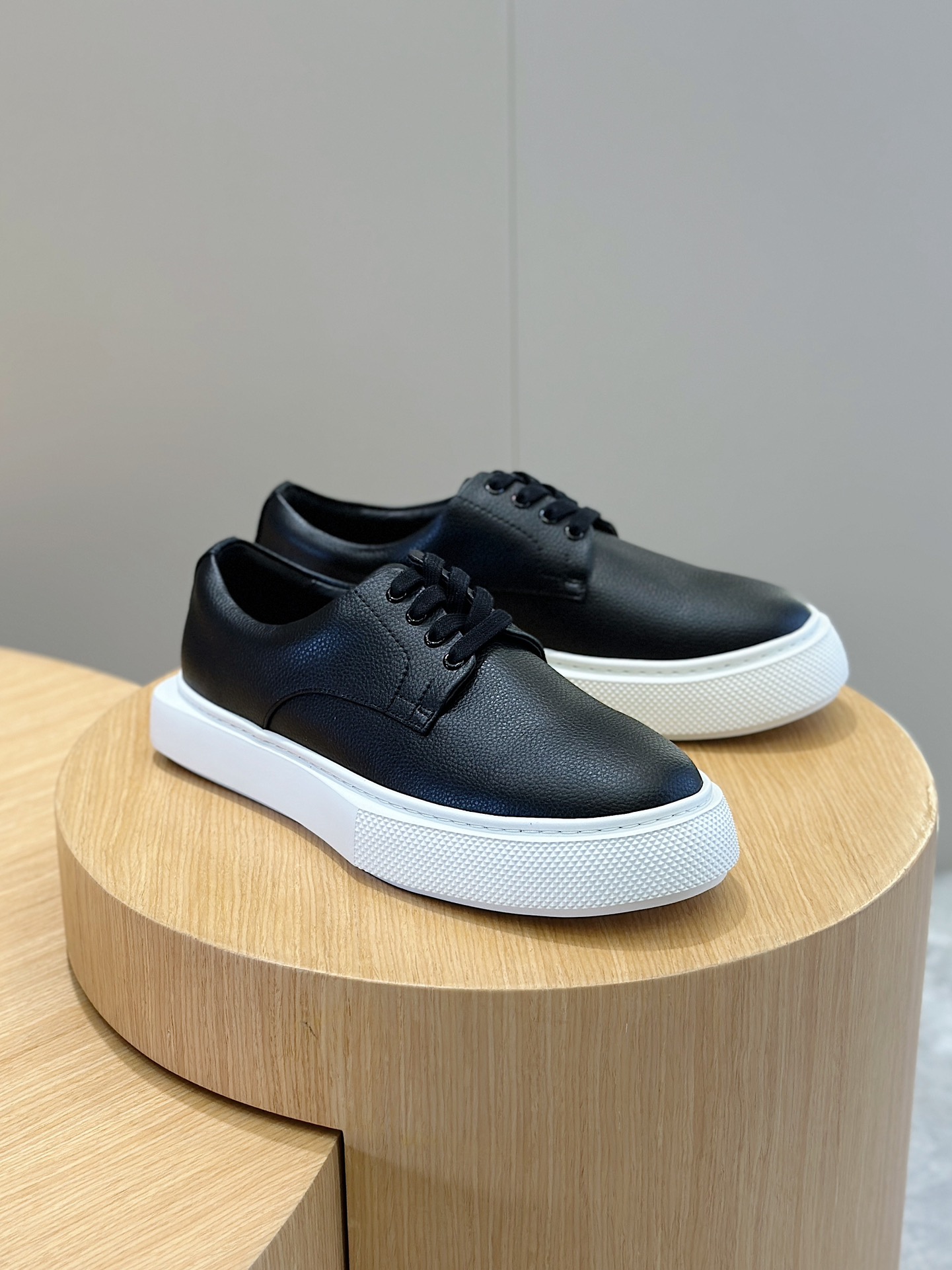 Hermes Male Sneakers M-l-s