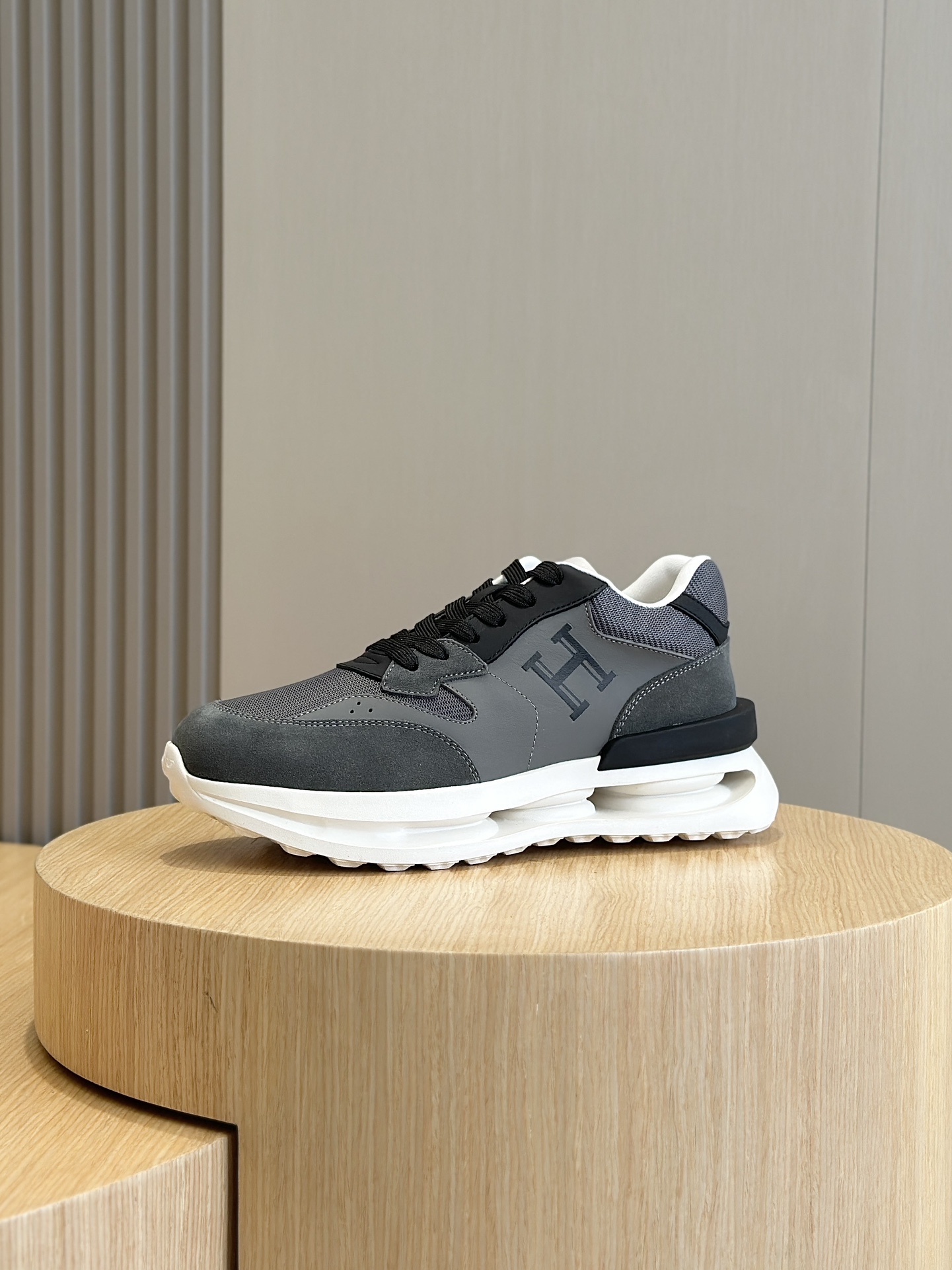 Male Sneakers M-s