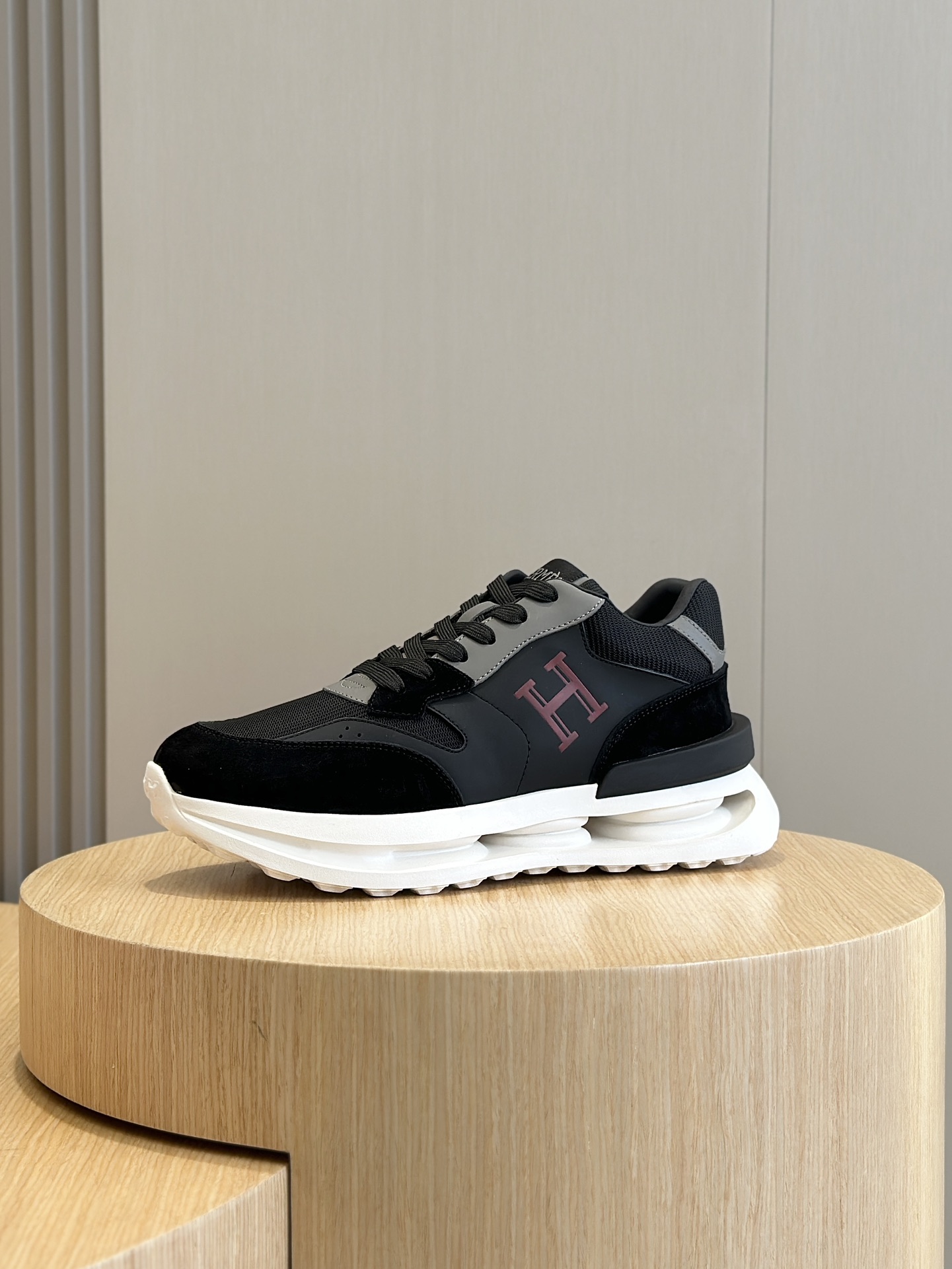 Male Sneakers M-s
