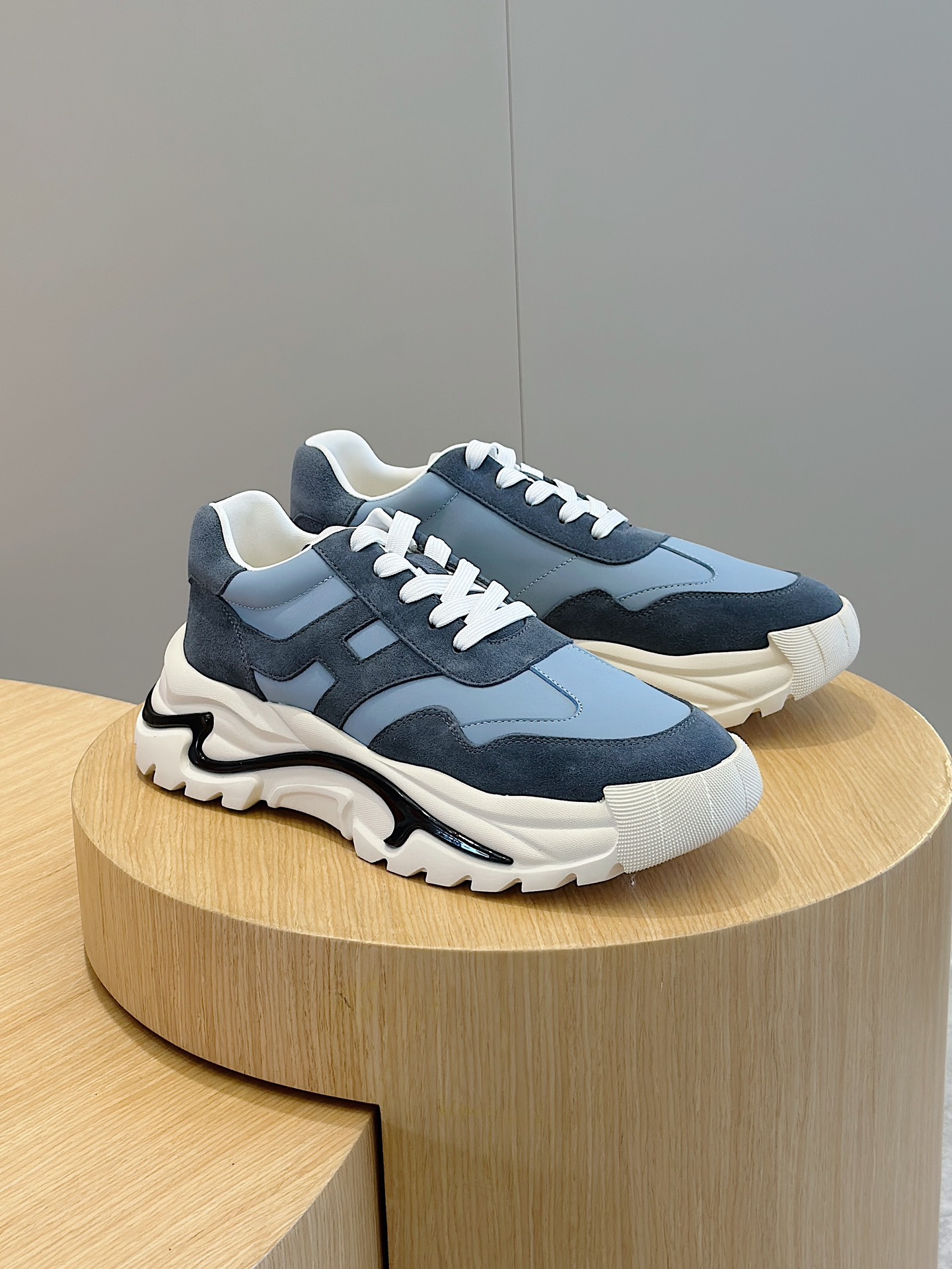 Male Sneakers M-s