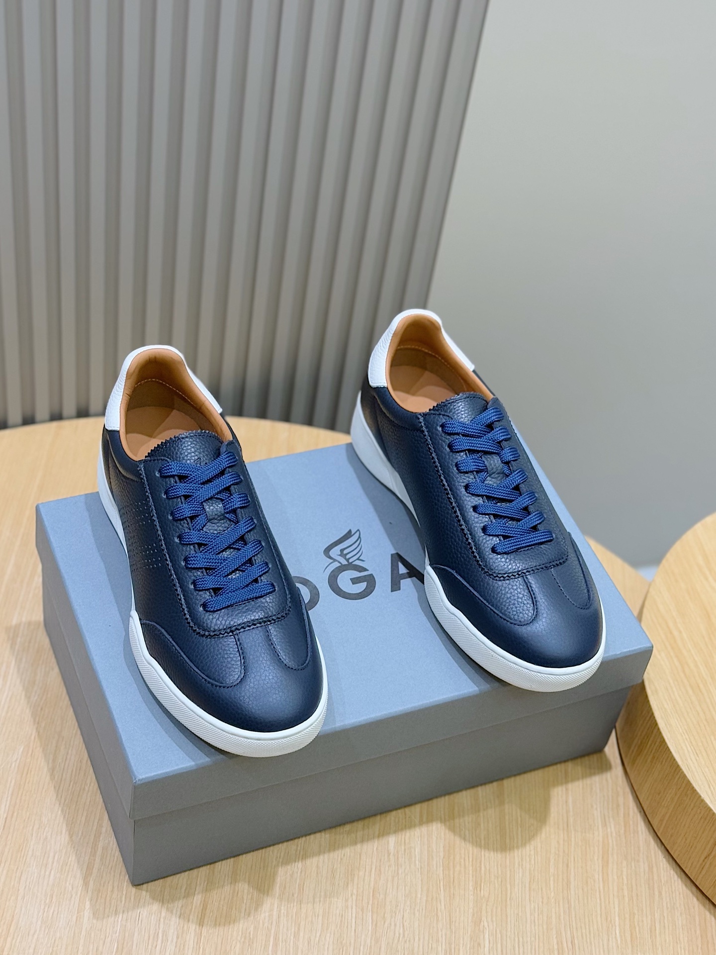 Male Leather Shoes Cow Leather Lightweight S