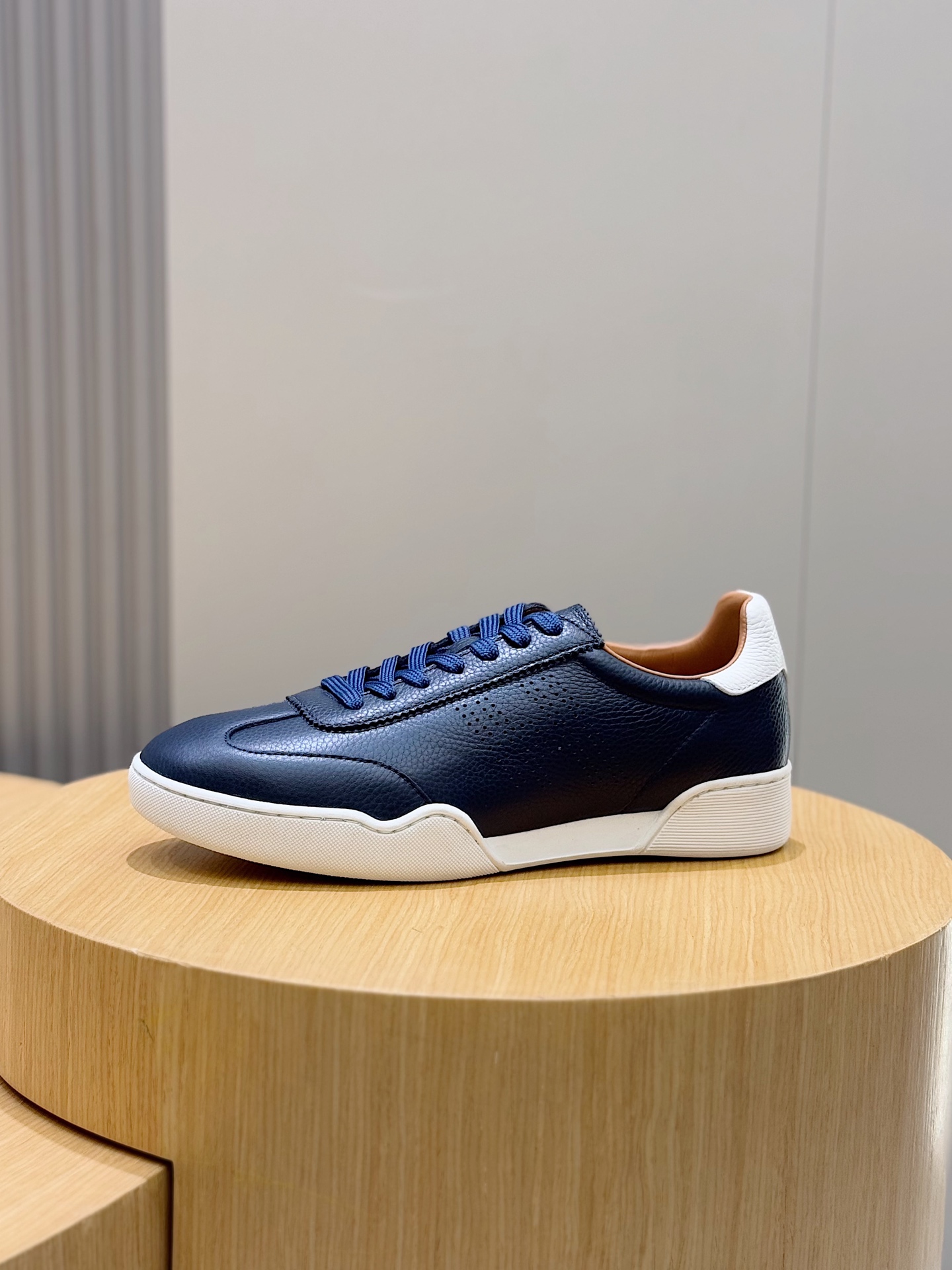 Male Leather Shoes Cow Leather Lightweight S