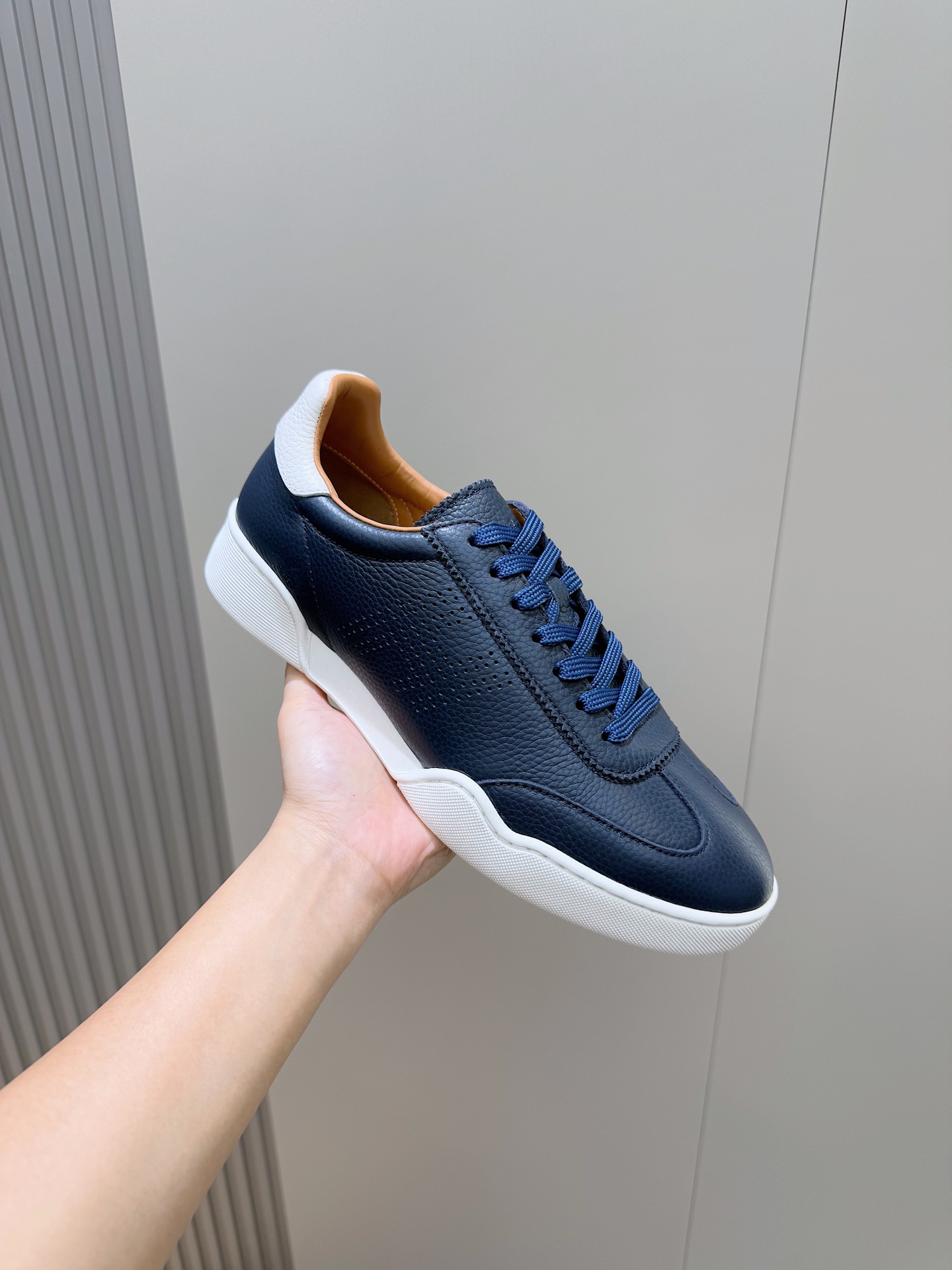 Male Leather Shoes Cow Leather Lightweight S