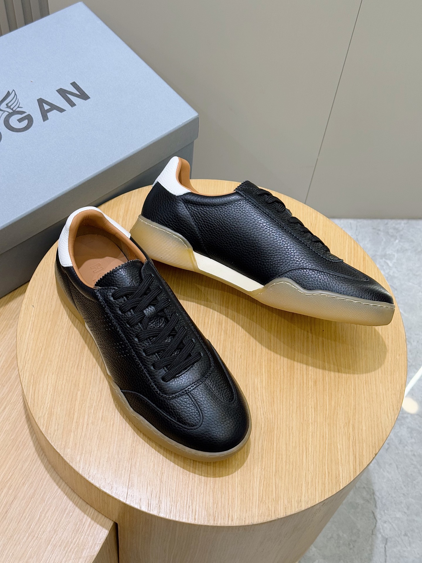 Male Leather Shoes Cow Leather Lightweight S