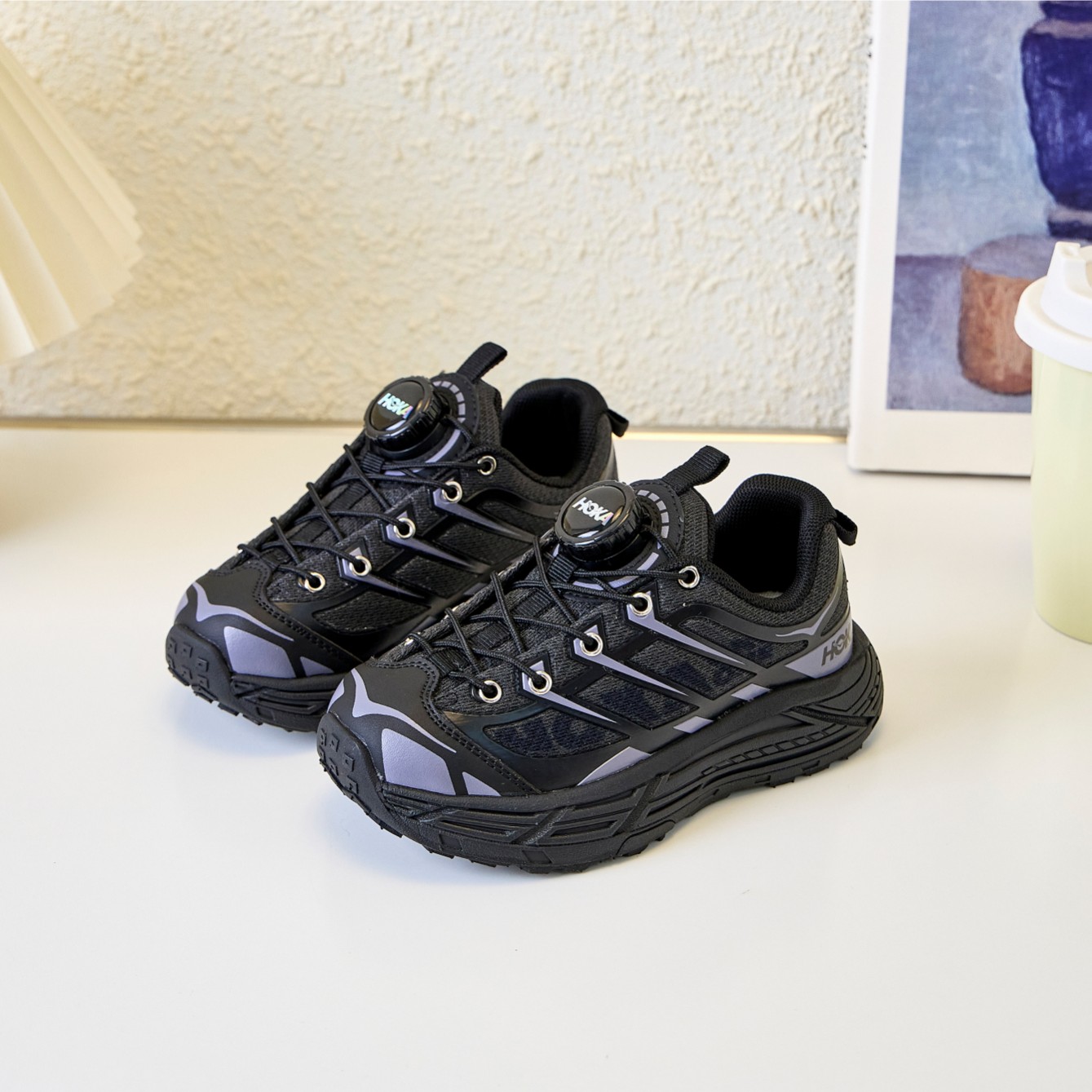 Male Sneakers Black Shock Absorbing 37-m