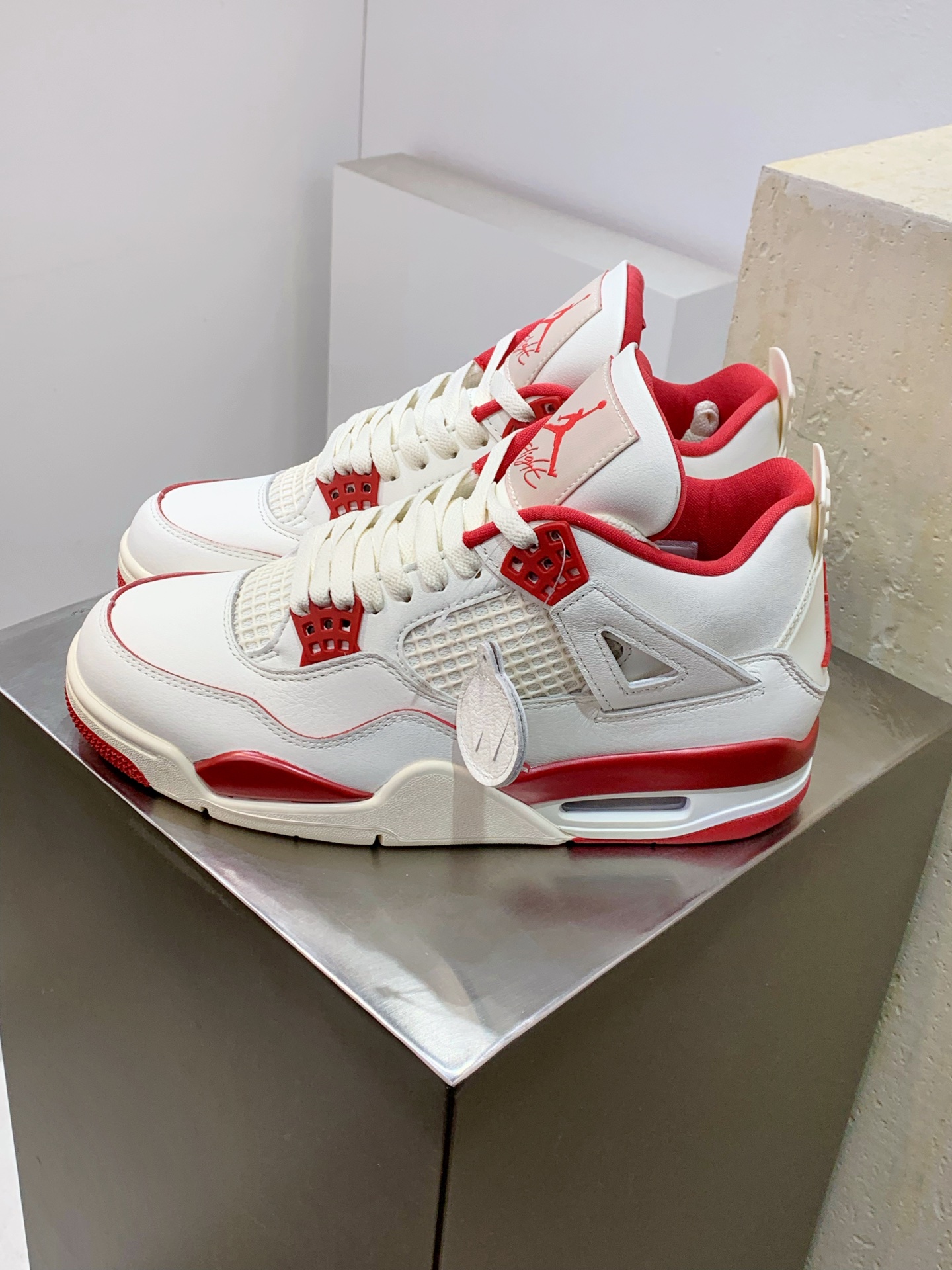 Jordan Nike Basic Shoes Red L-s