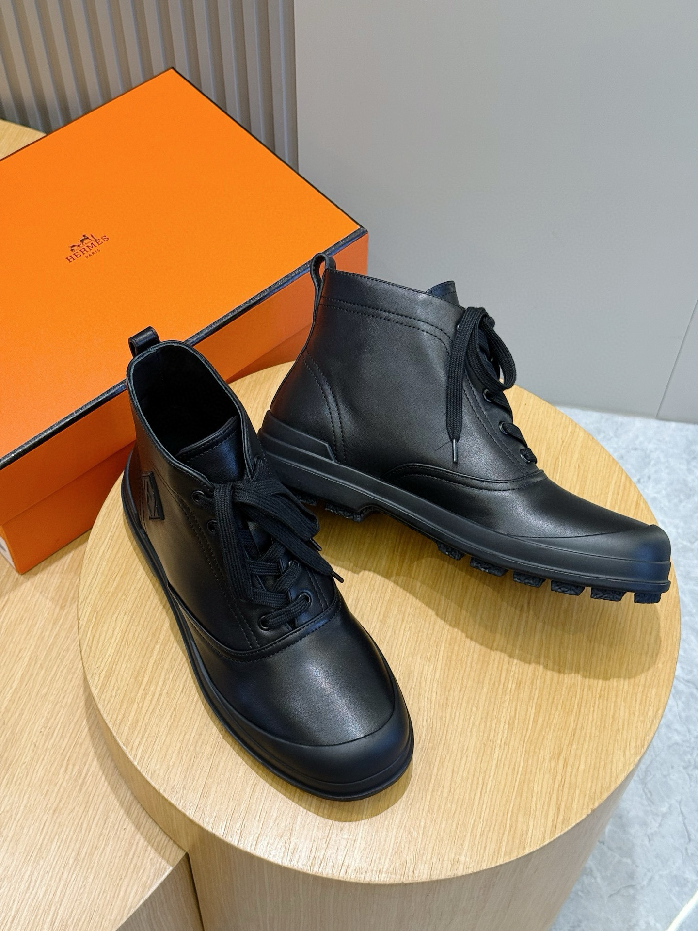 Hermes Leather Shoes Cow Leather Black M-l-s