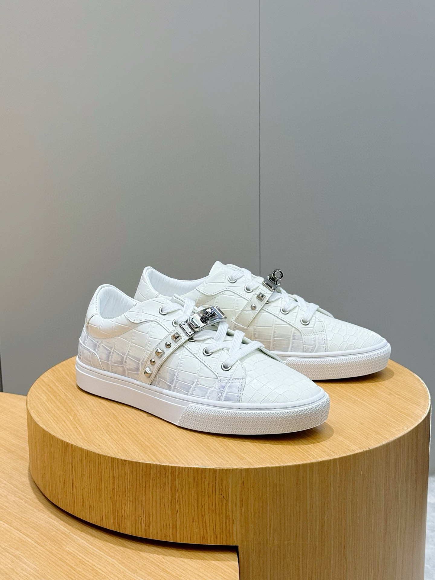 Hermes Male Sneakers M-l-s