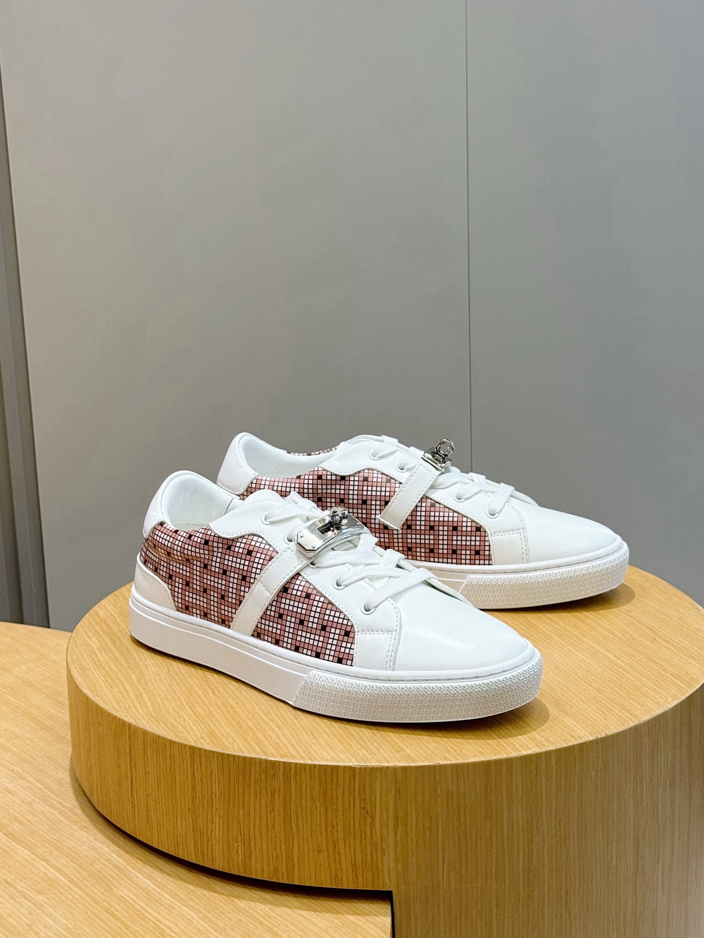 Hermes Male Sneakers M-l-s