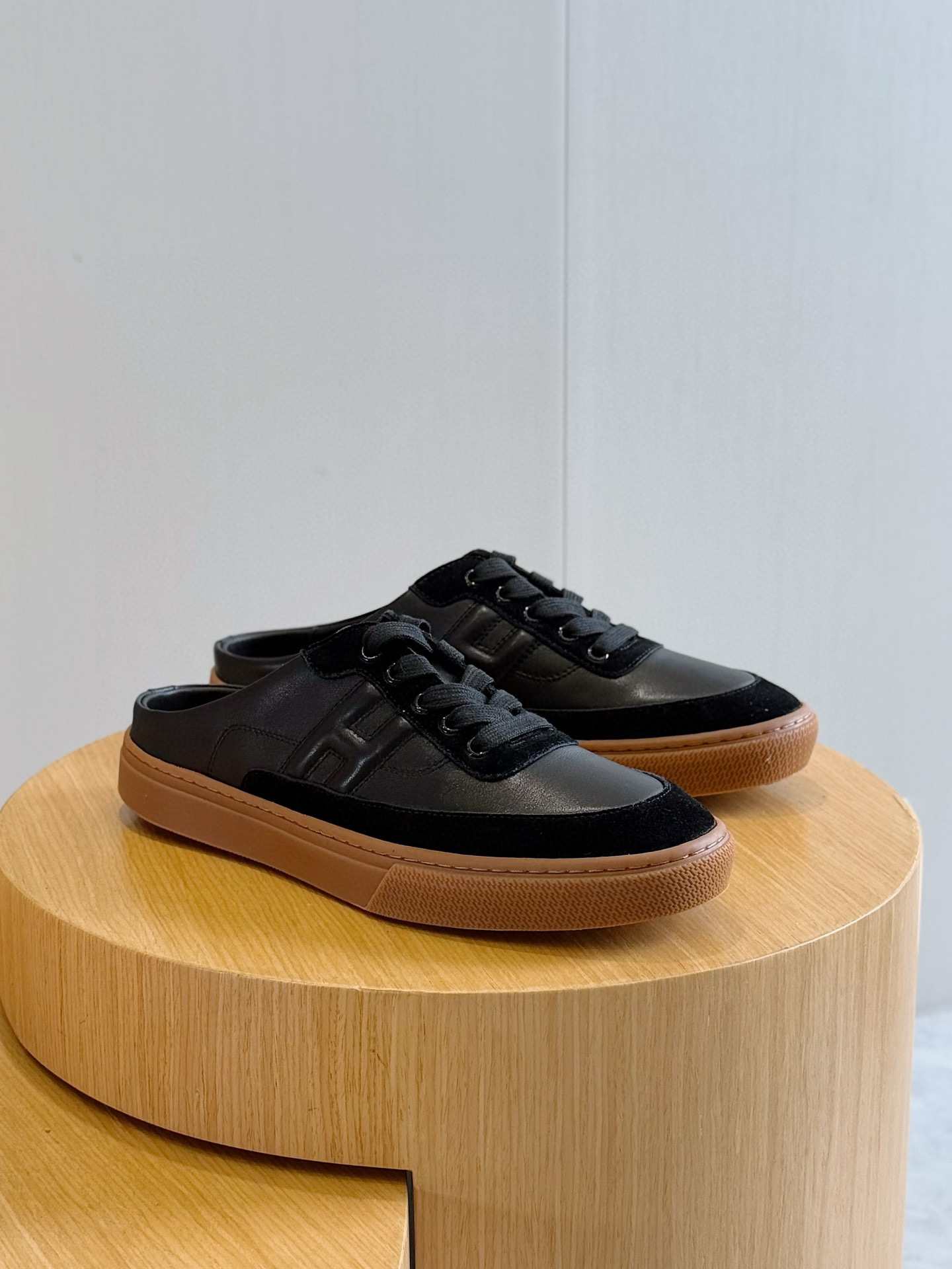 Hermes Male Sneakers M-l-s