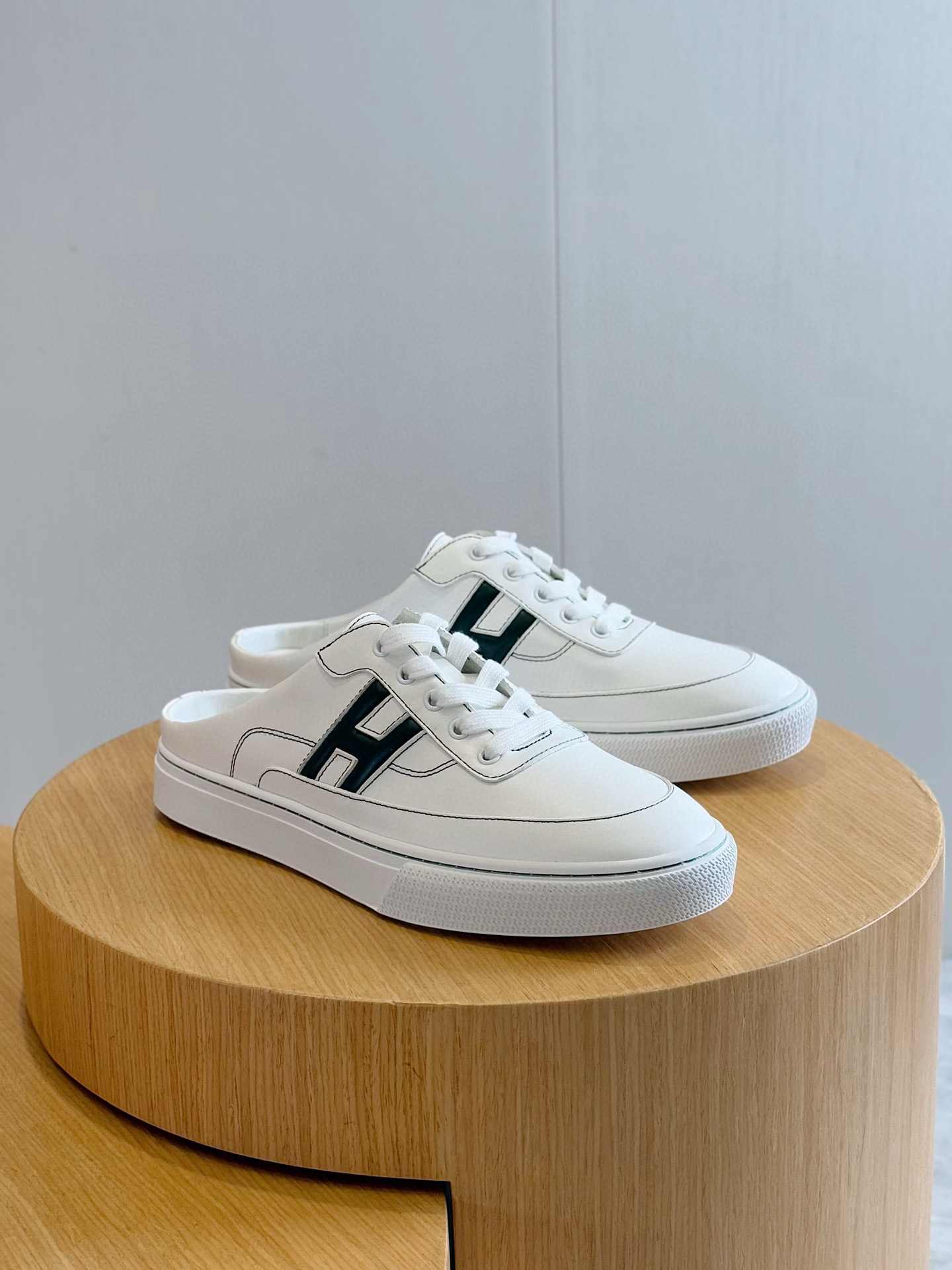 Hermes Male Sneakers M-l-s