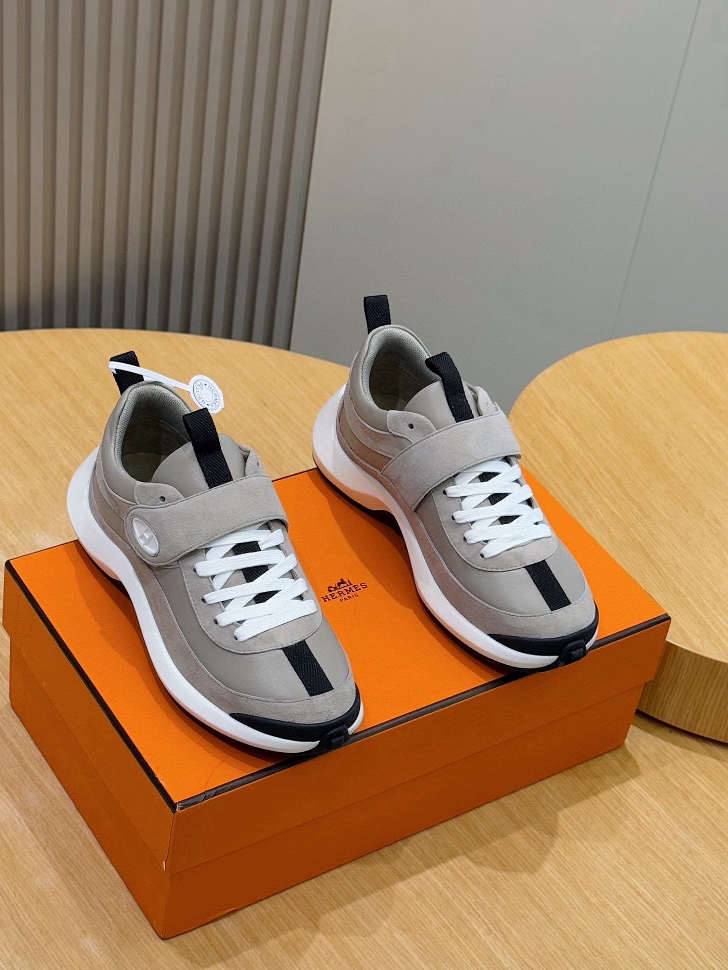 Hermes Sneakers Black L-s