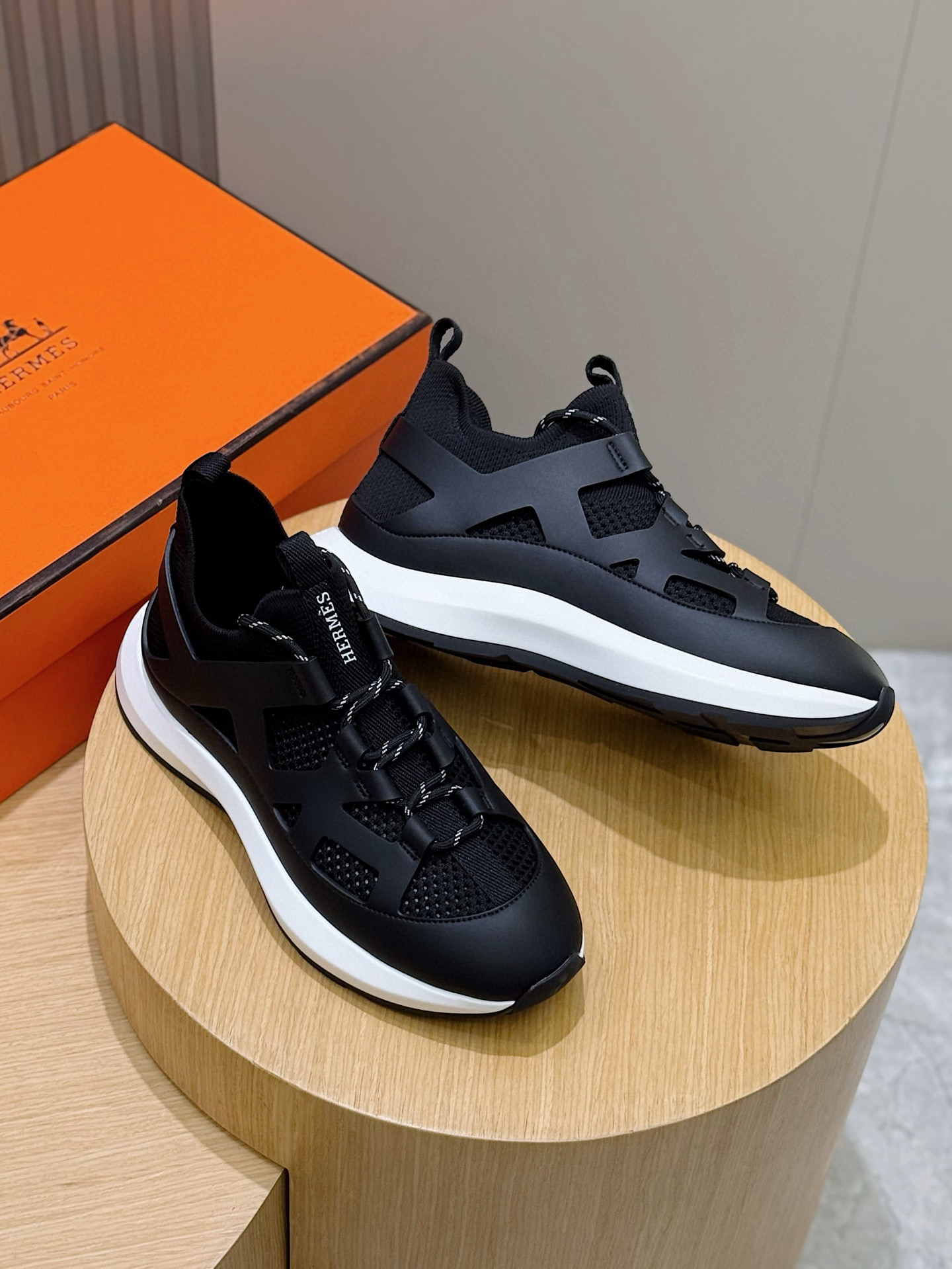 Hermes Sneakers S