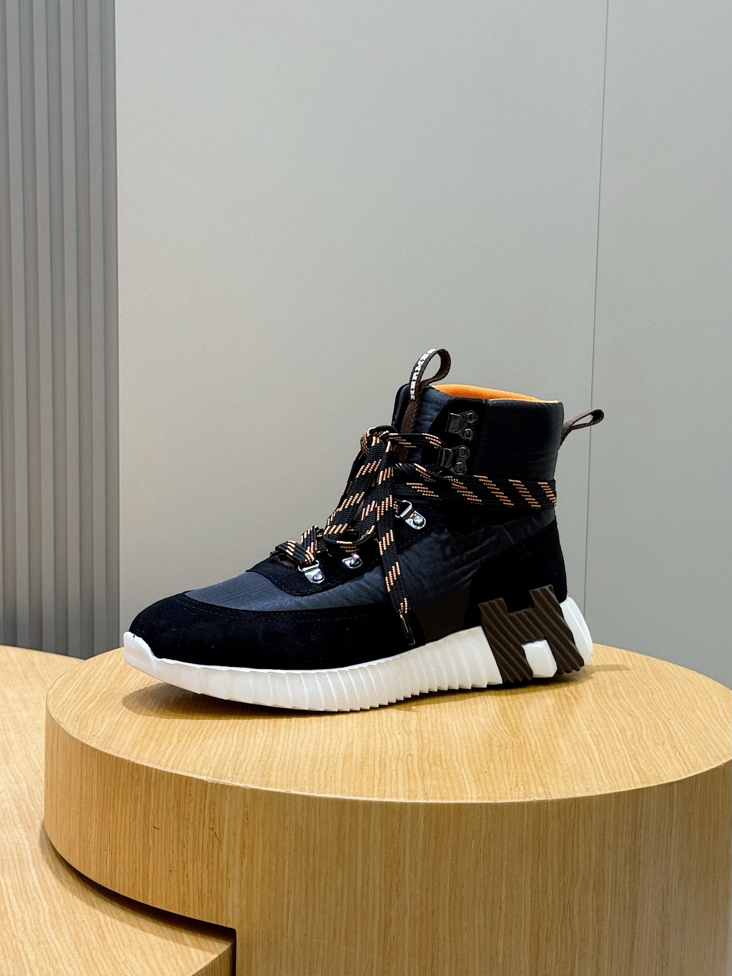 Hermes Leather Shoes Cow Leather S