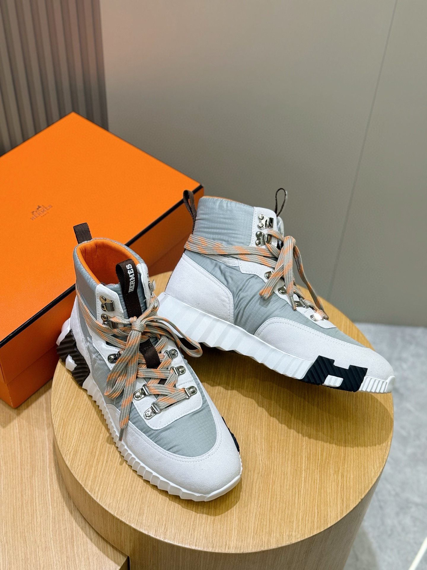 Hermes Leather Shoes Cow Leather S