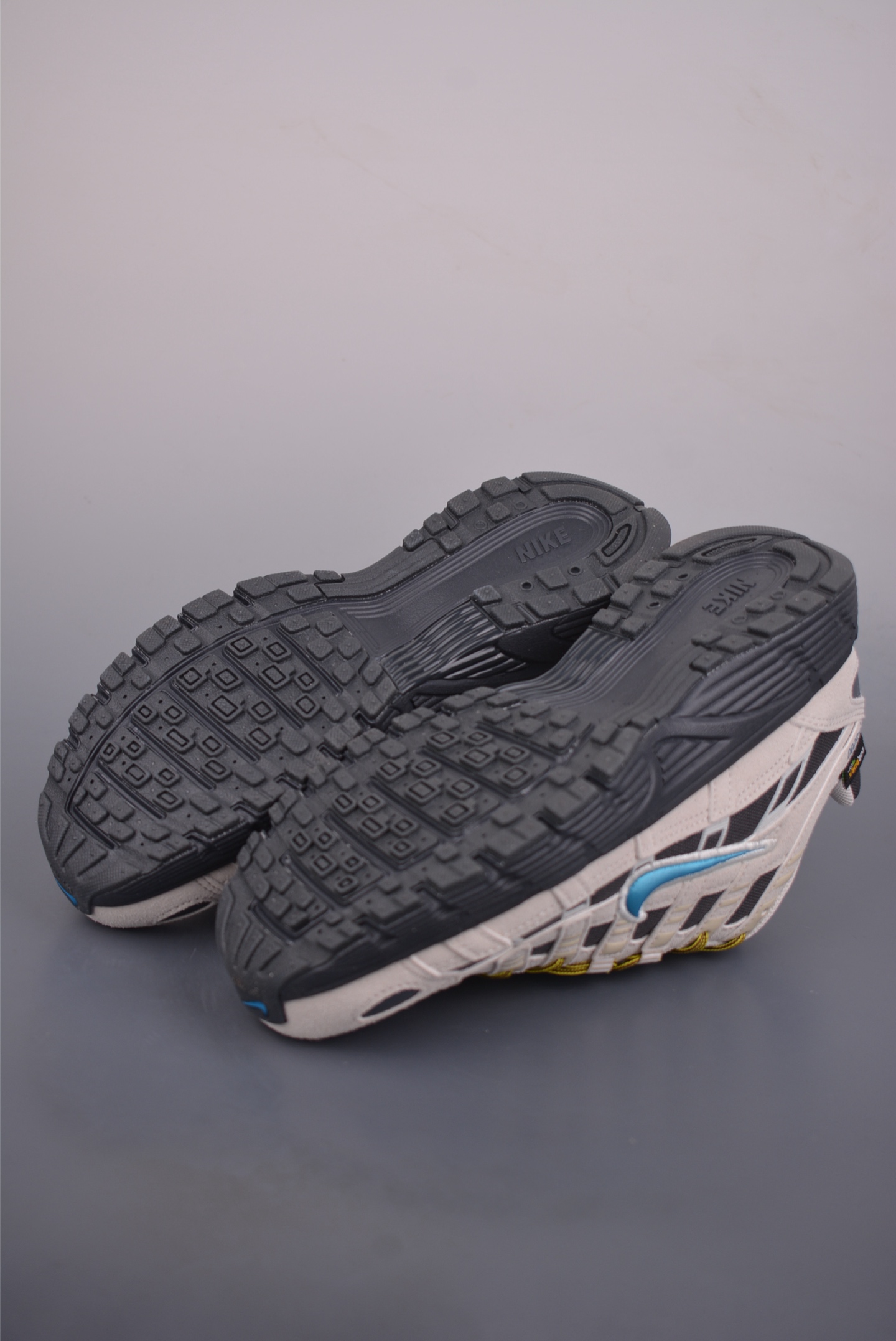 Nike Running Shoes S