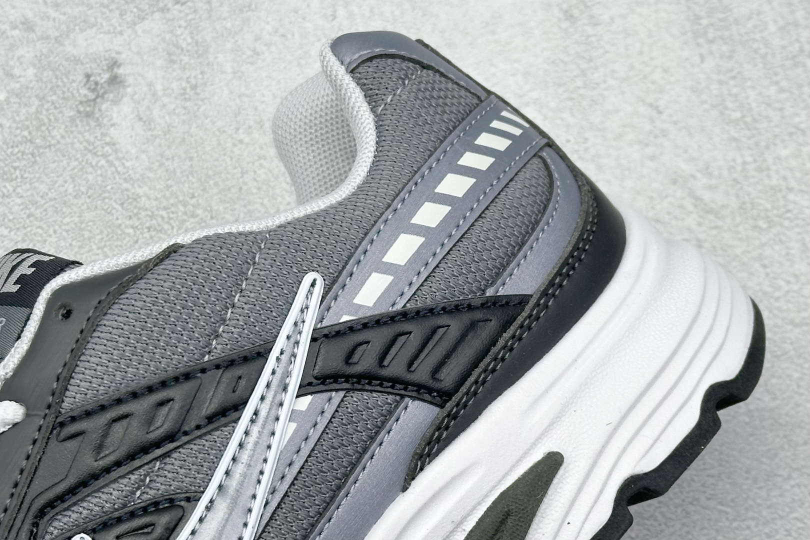 Nike Running Shoes S