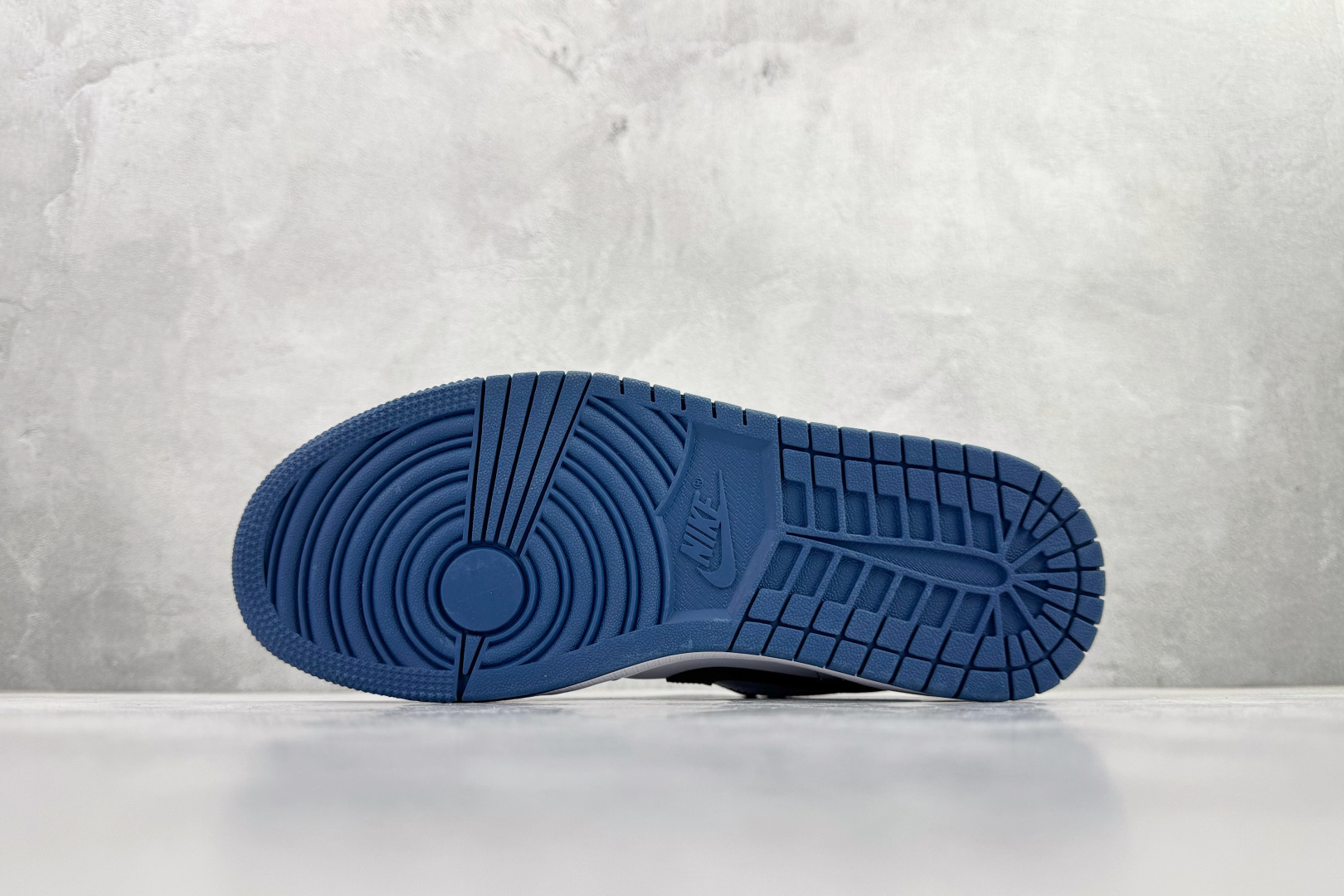 Jordan Nike Basic Shoes M-l-s