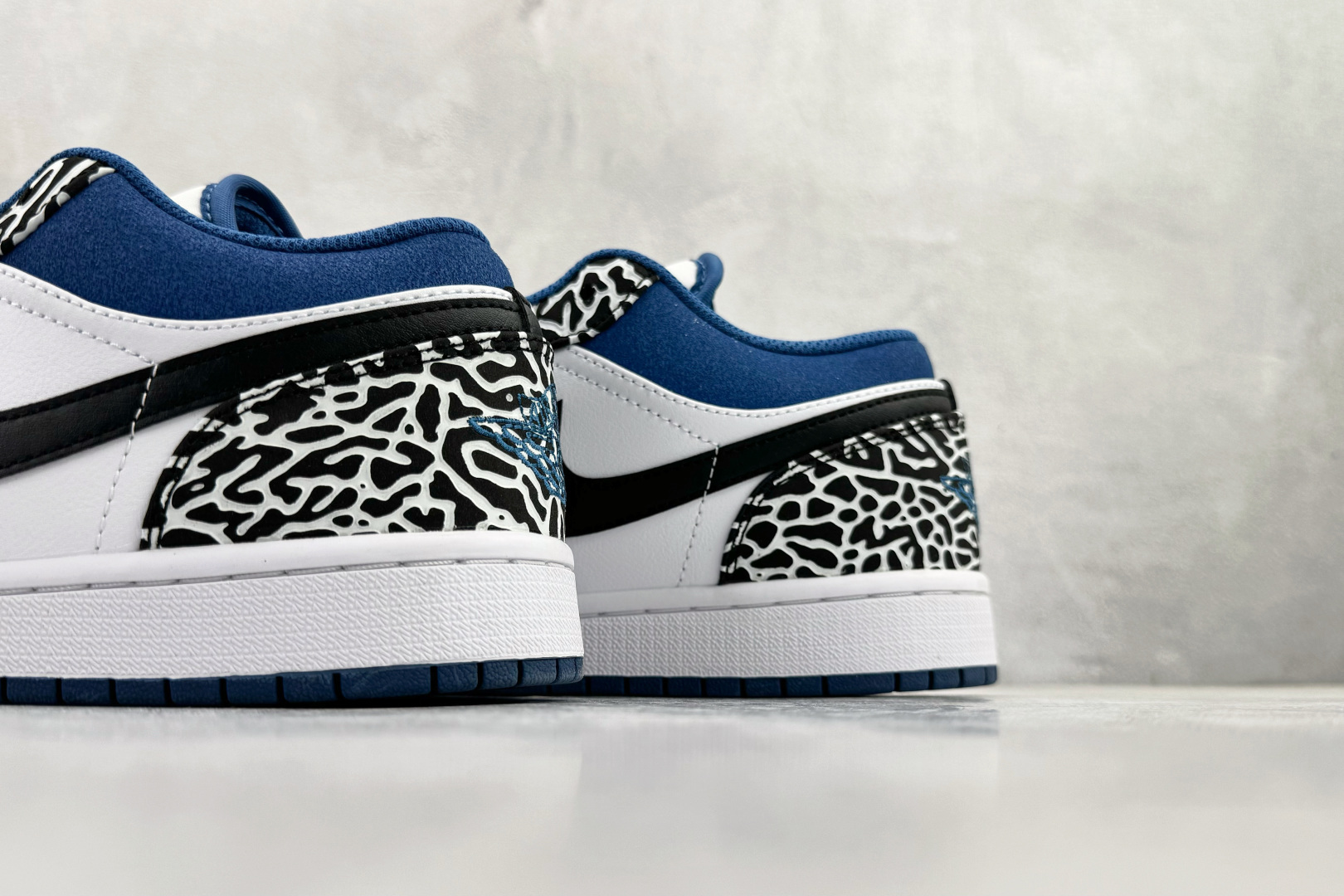 Jordan Nike Basic Shoes M-l-s