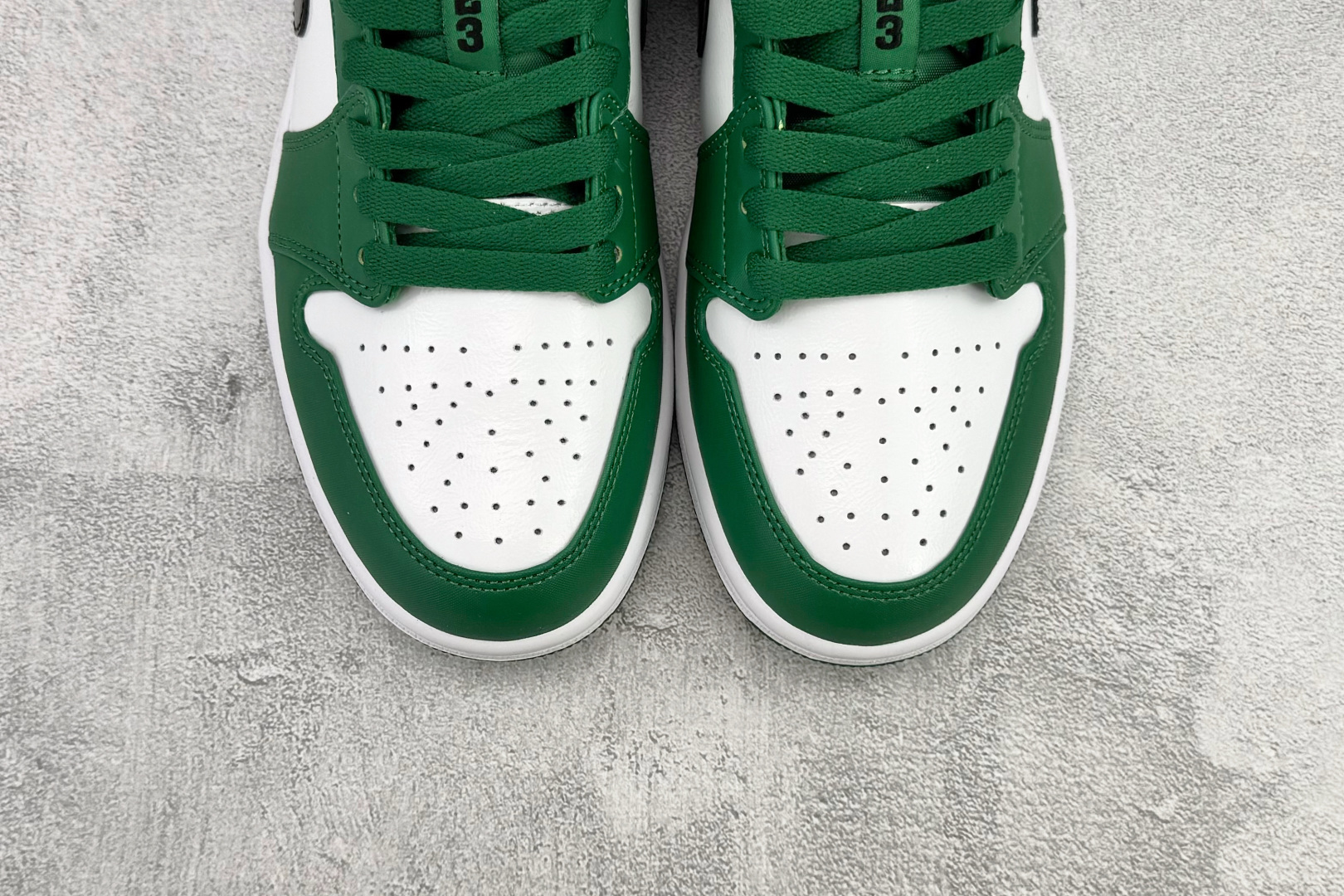 Jordan Nike Basic Shoes L