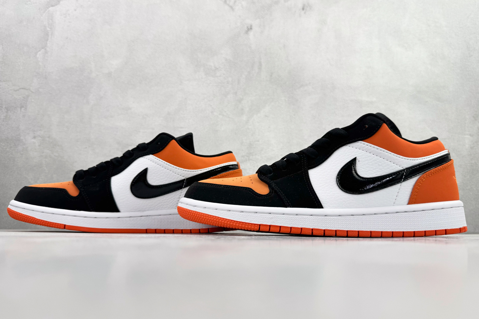 Jordan Nike Basic Shoes L