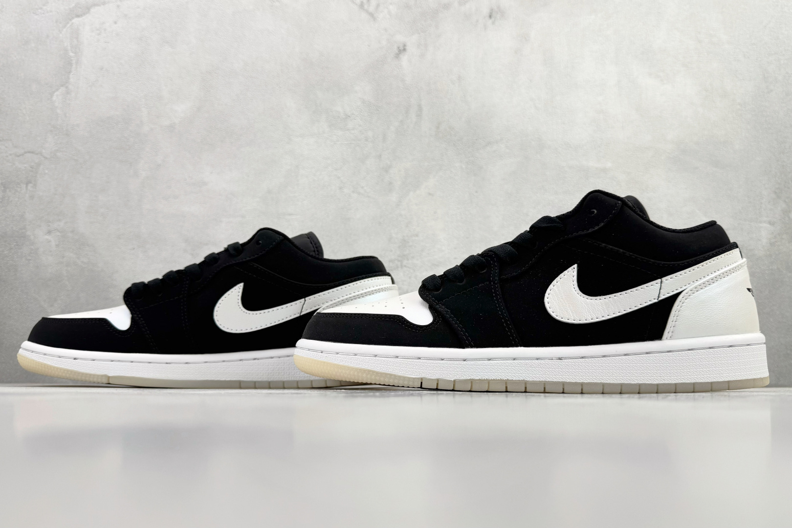 Jordan Nike Basic Shoes L