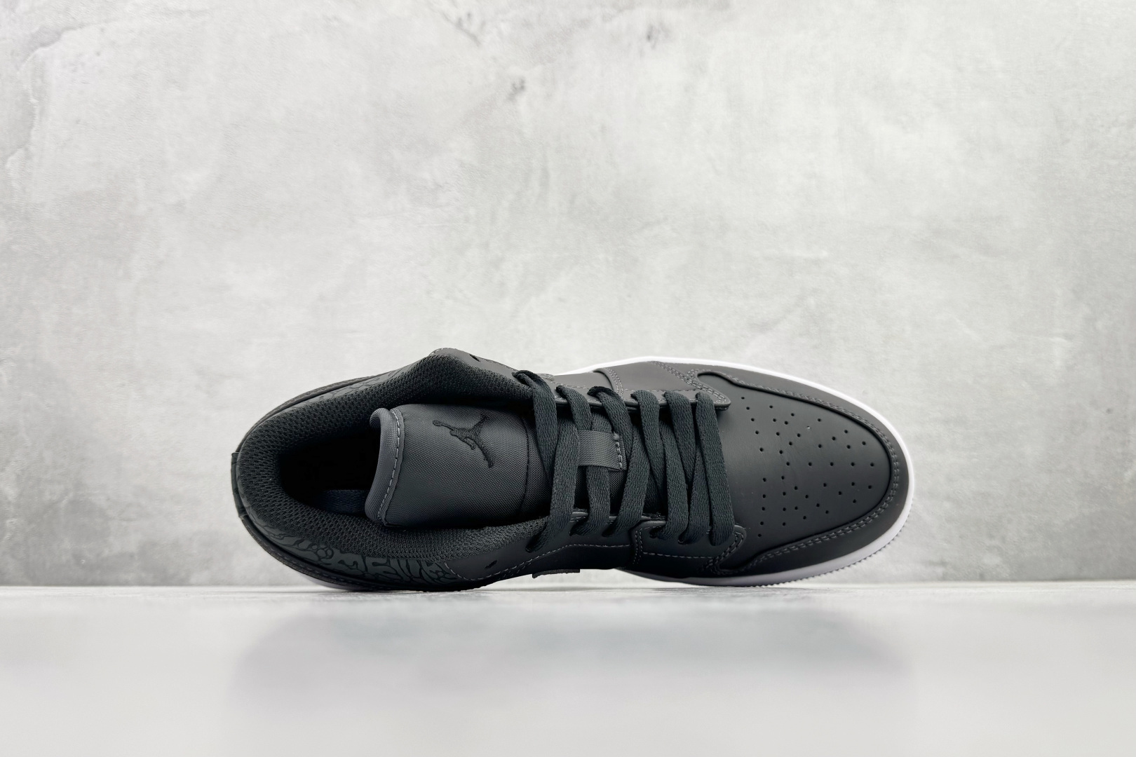Jordan Nike Basic Shoes Black L
