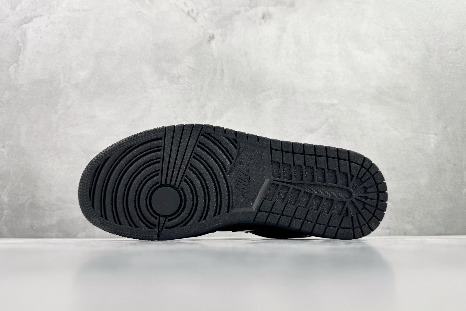 Jordan Nike Basic Shoes Black L