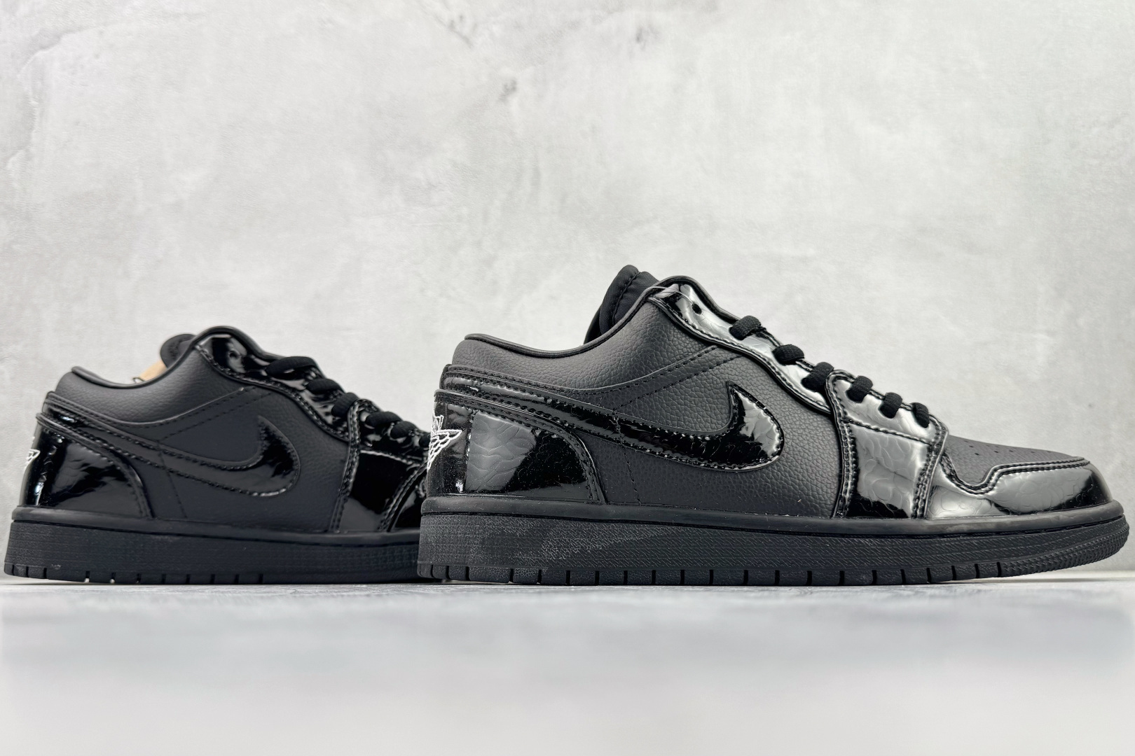 Jordan Nike Basic Shoes Black L