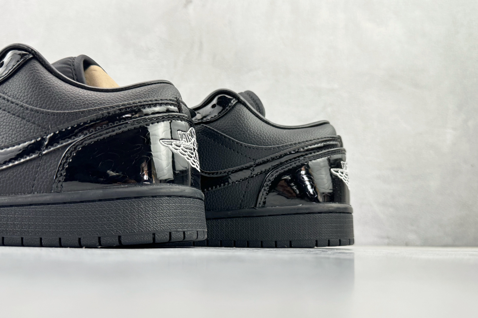 Jordan Nike Basic Shoes Black L