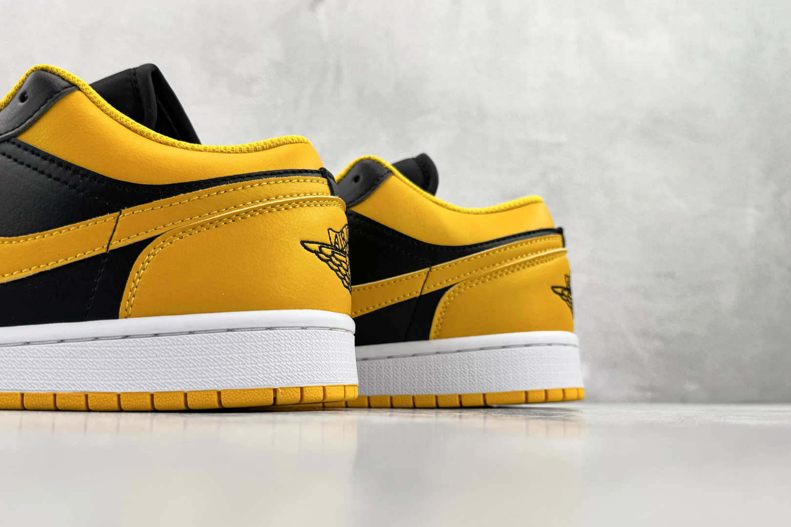 Jordan Nike Basic Shoes L