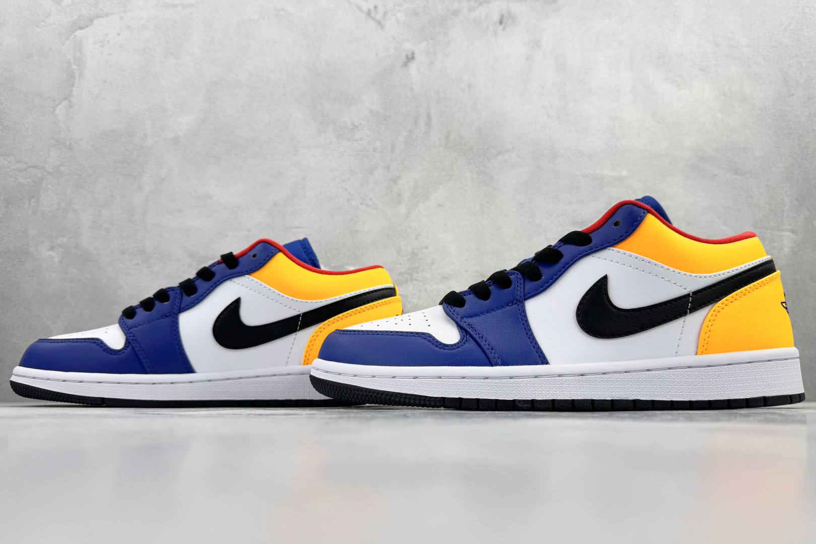 Jordan Nike Basic Shoes L