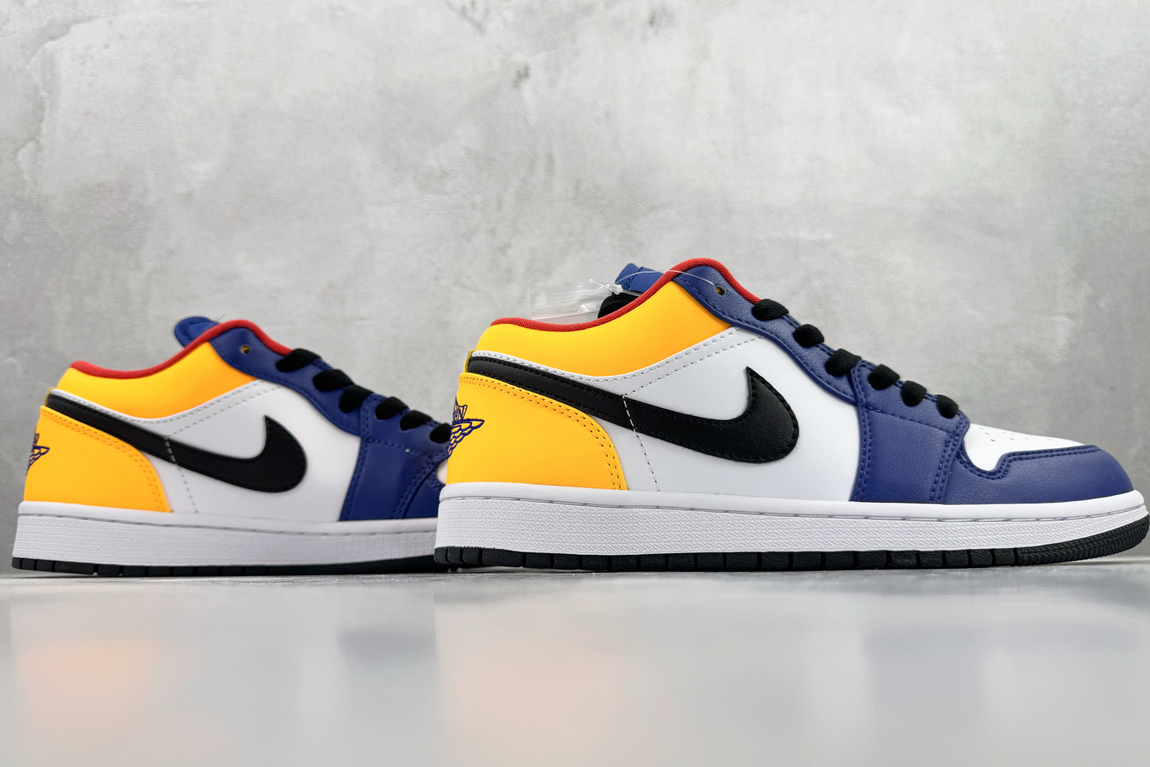 Jordan Nike Basic Shoes L