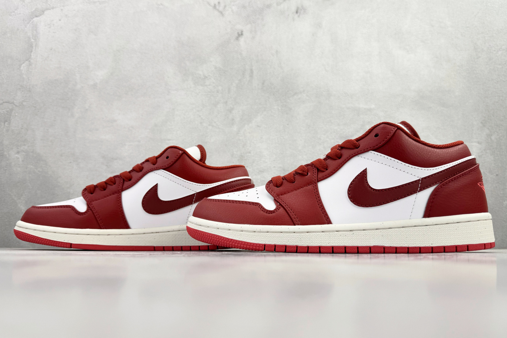 Jordan Nike Basic Shoes L