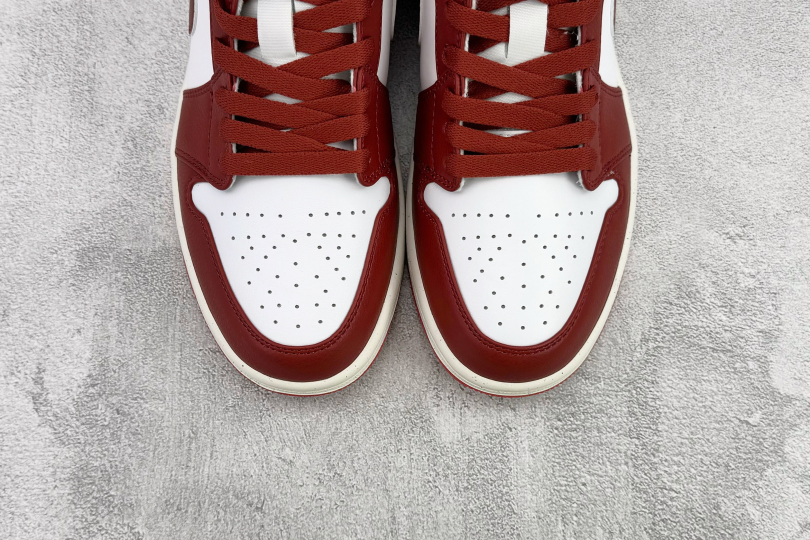 Jordan Nike Basic Shoes L