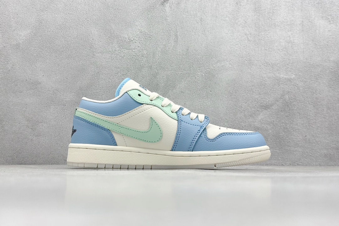 Jordan Nike Basic Shoes S