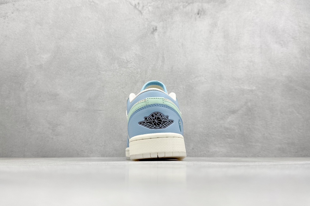 Jordan Nike Basic Shoes S