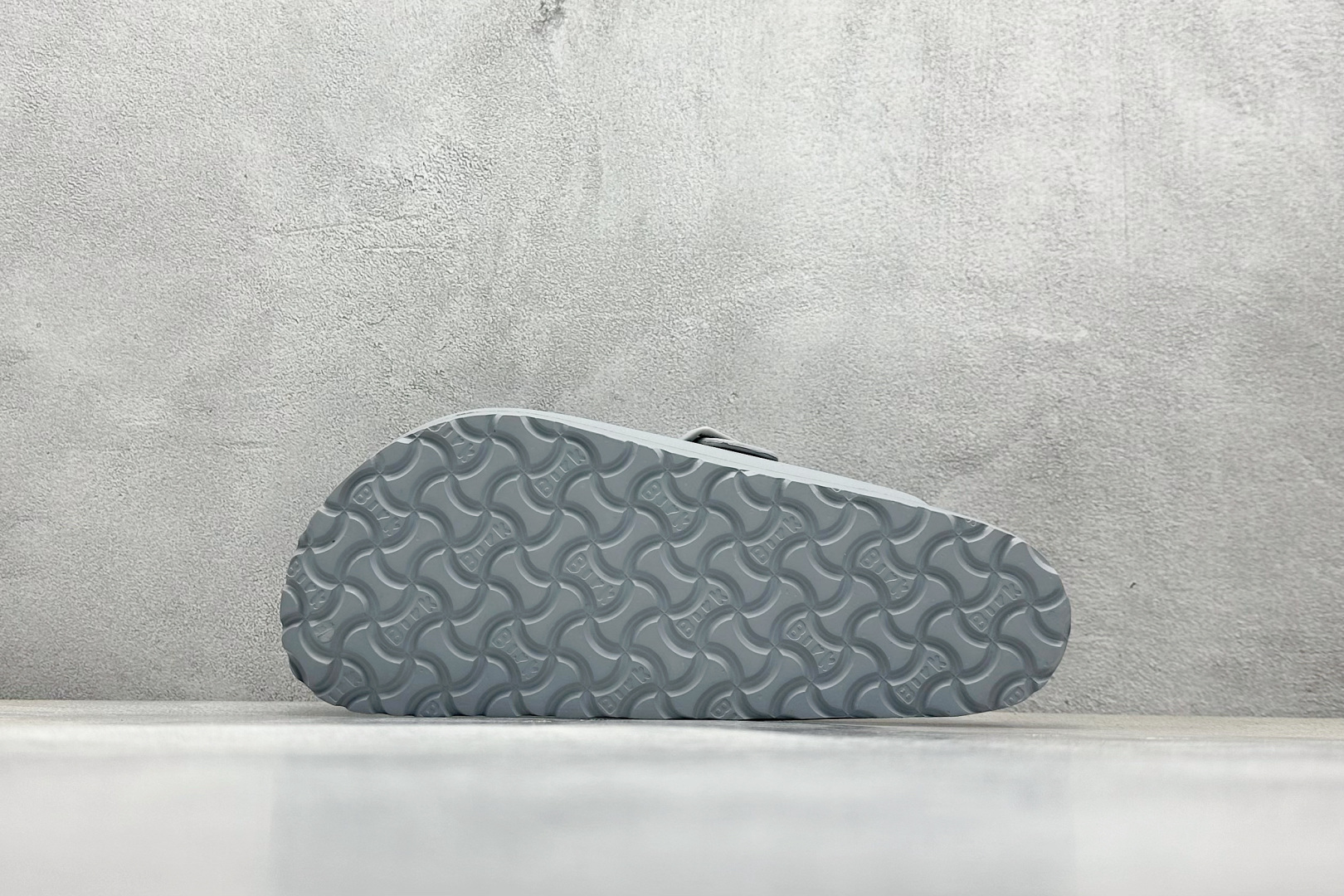 Calvin Klein Jordan Slippers Lightweight S