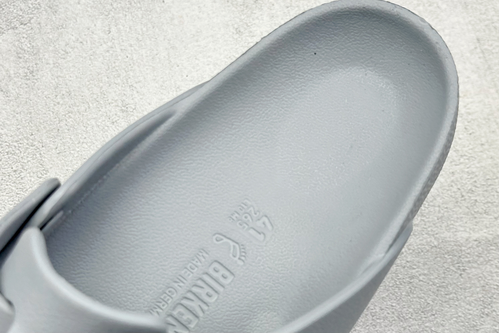 Calvin Klein Jordan Slippers Lightweight S