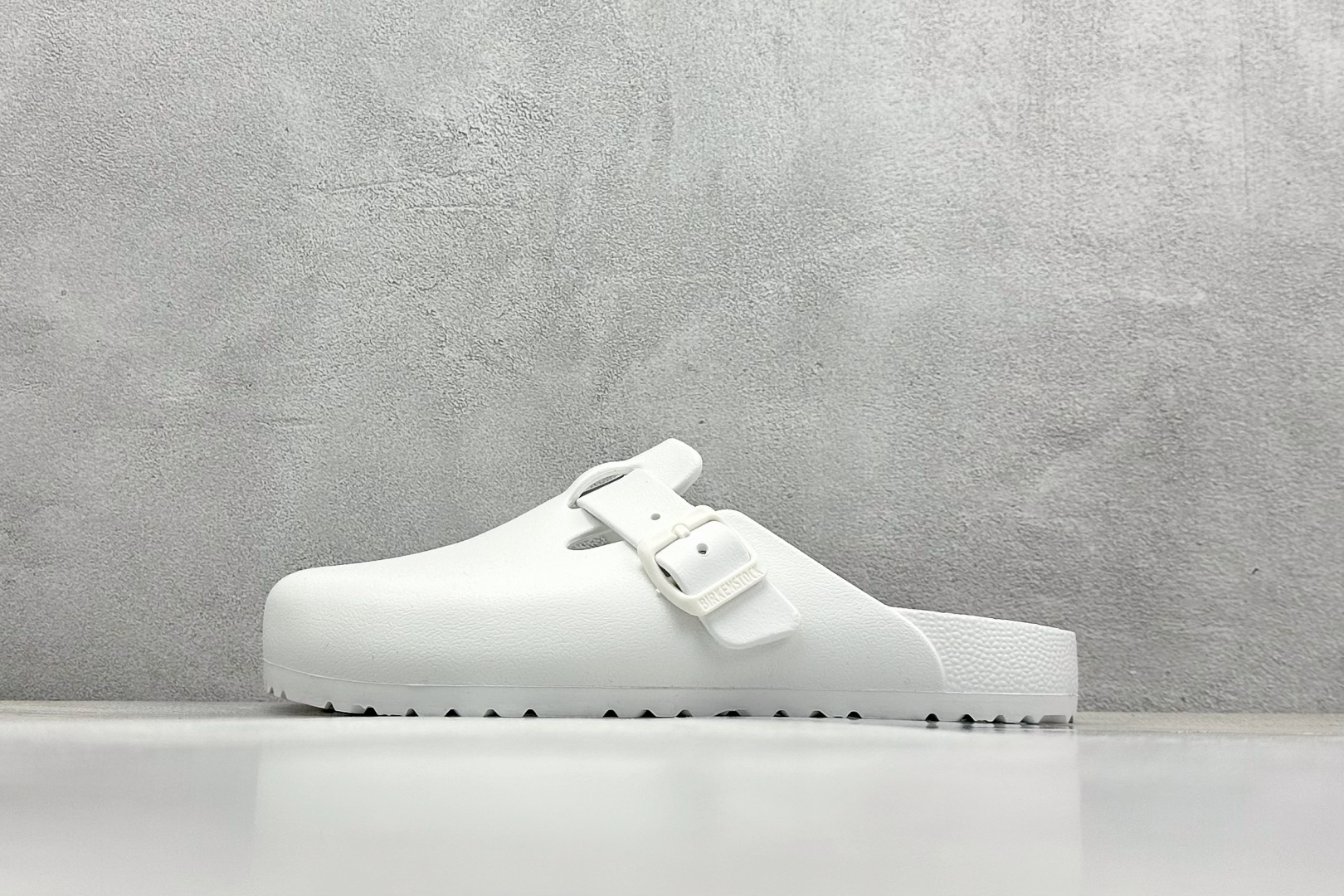 Calvin Klein Jordan Slippers Lightweight S