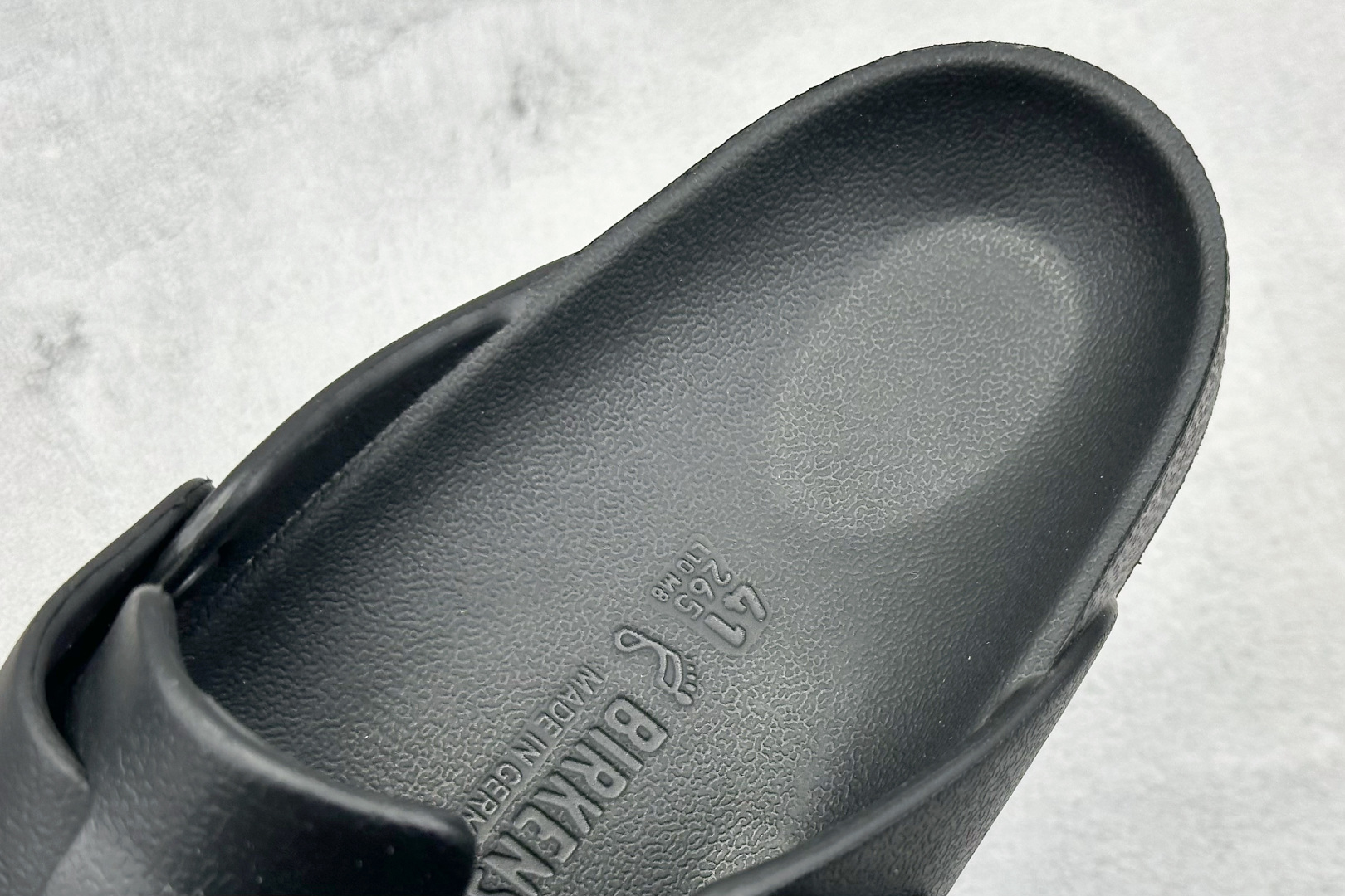 Calvin Klein Jordan Slippers Lightweight S