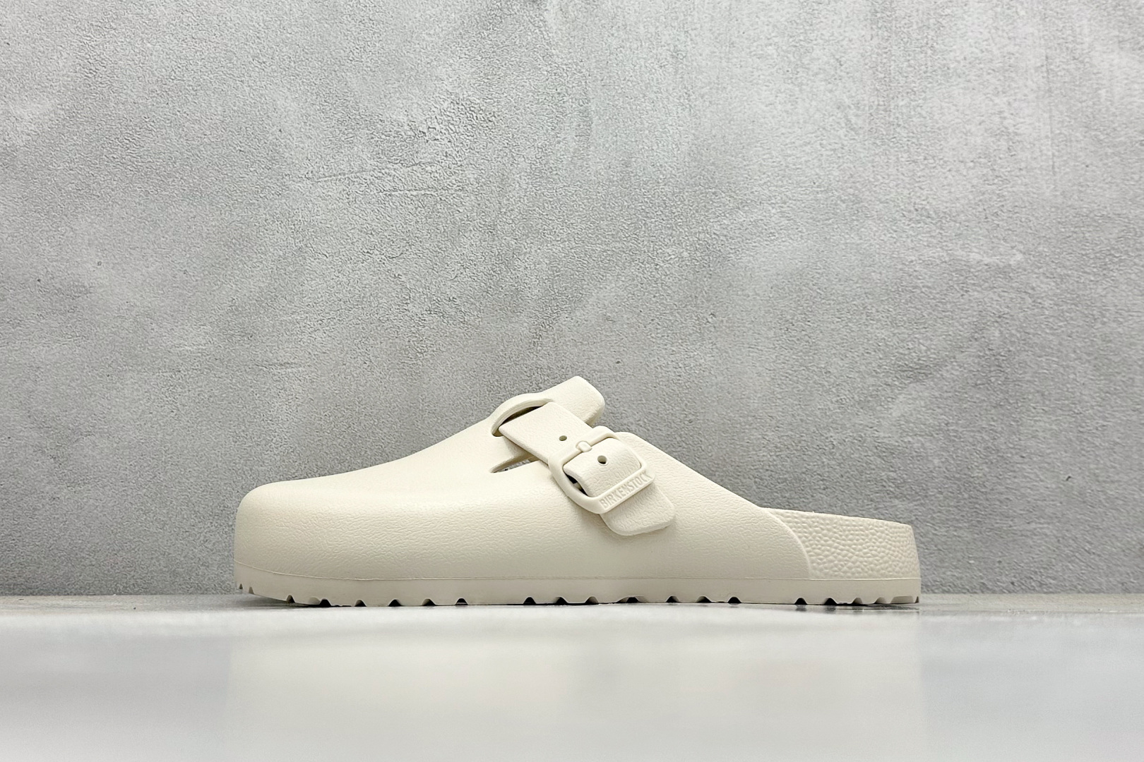 Calvin Klein Jordan Slippers Lightweight S