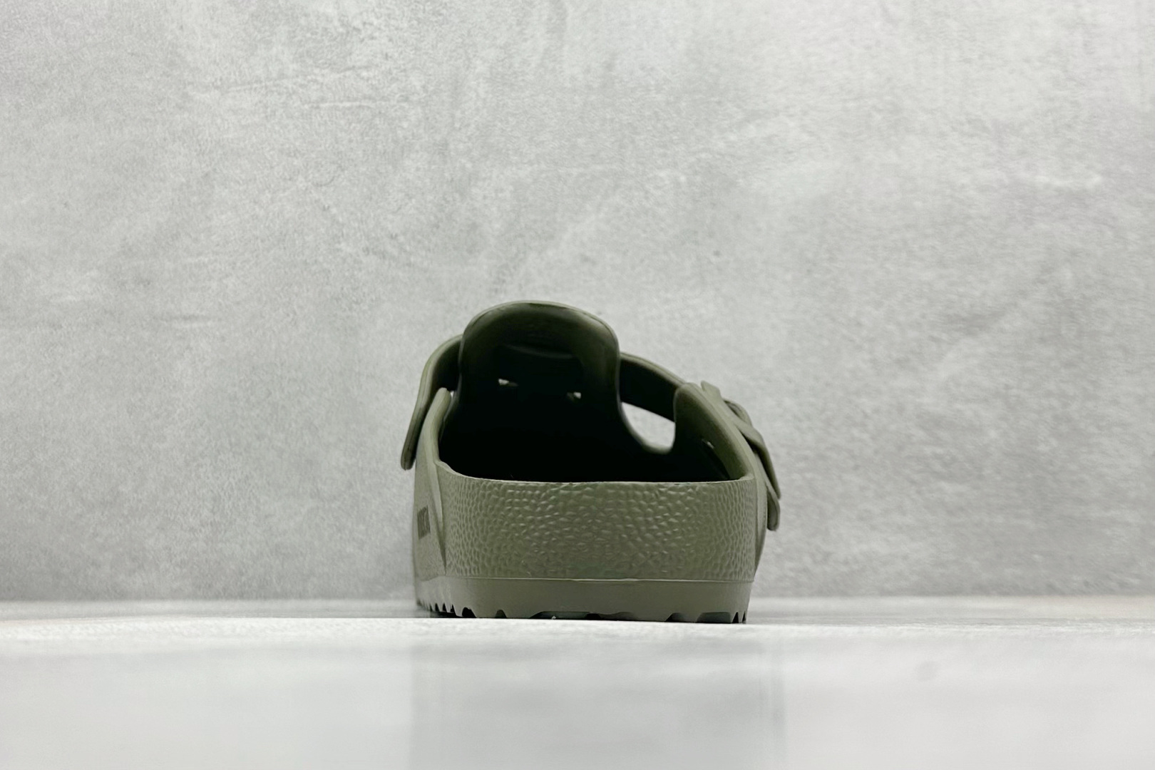 Calvin Klein Jordan Slippers Lightweight S