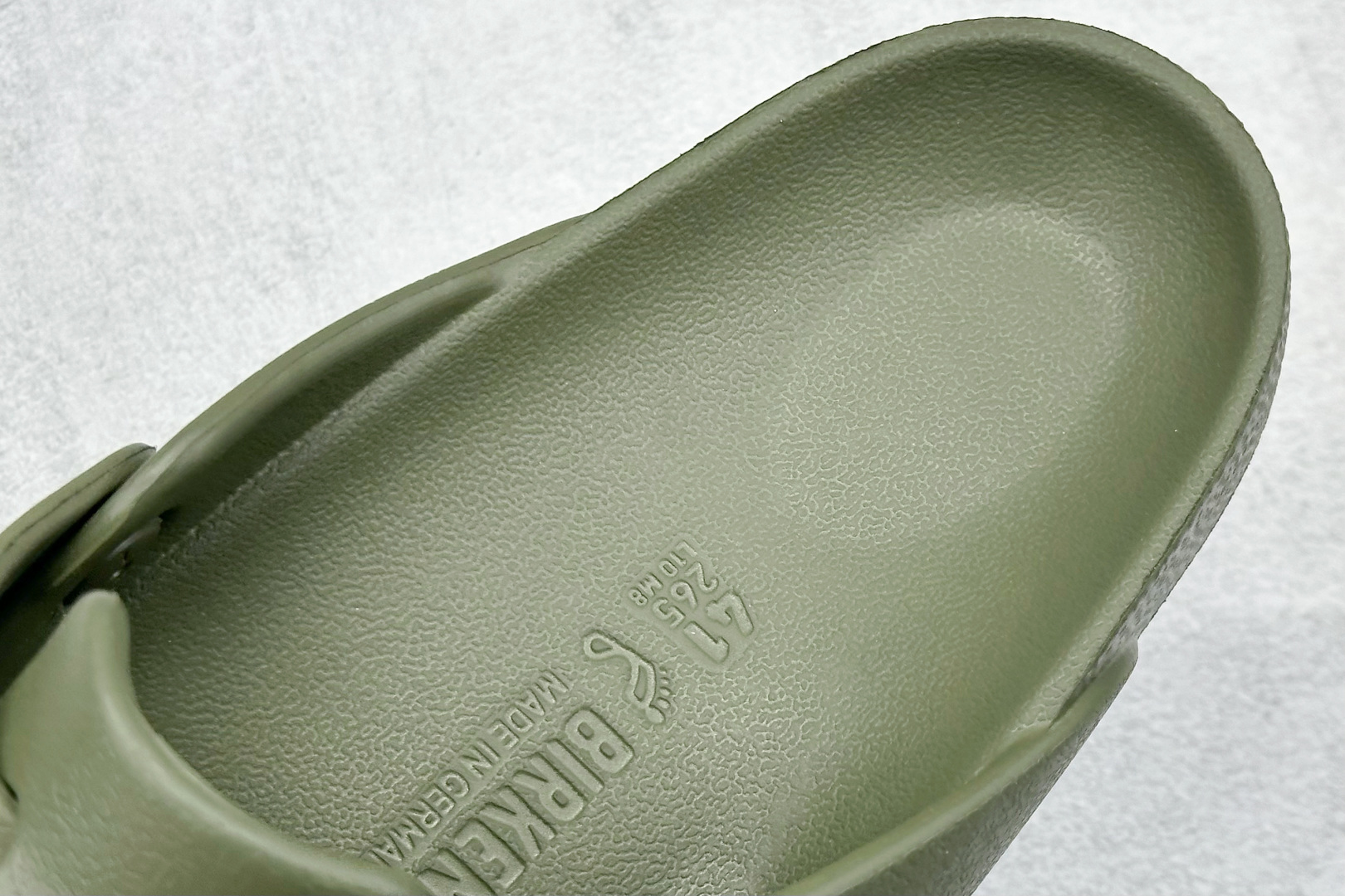 Calvin Klein Jordan Slippers Lightweight S