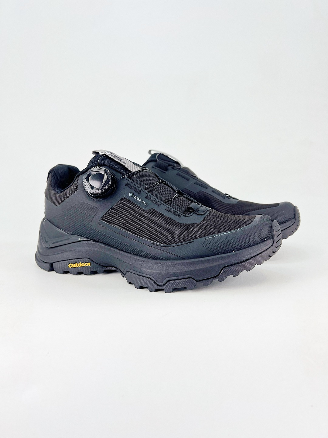 Basic Shoes Breathable L-s