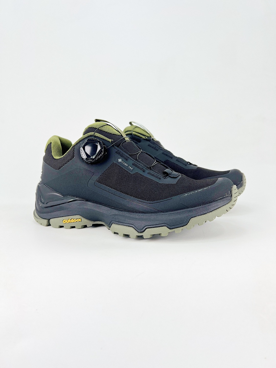 Basic Shoes Breathable L-s