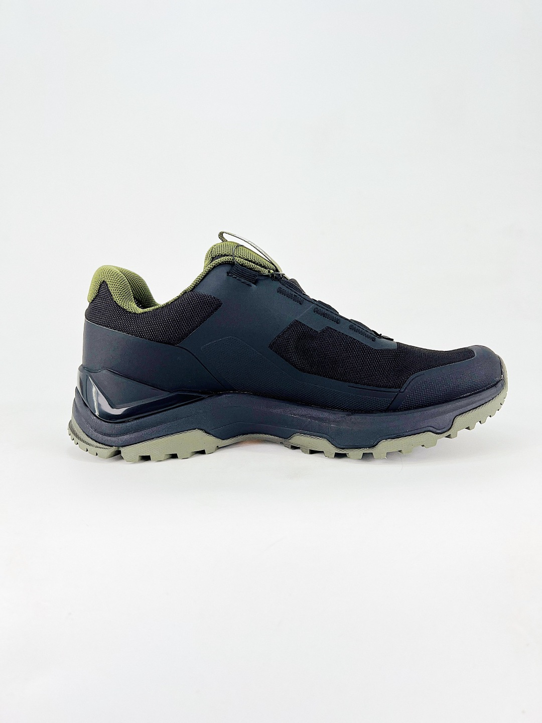 Basic Shoes Breathable L-s