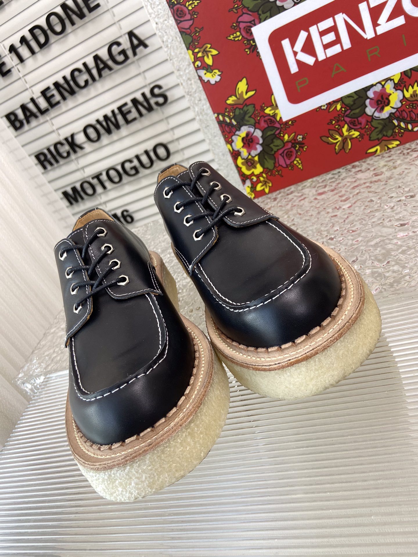 Couple Basic Shoes L-s