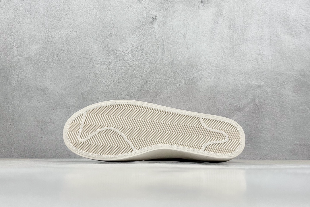 Nike Board Shoes White Lightweight L-s