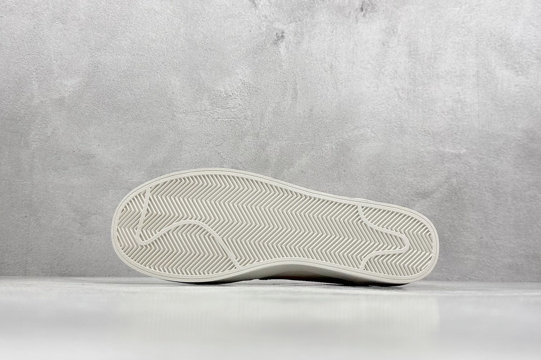 Nike Board Shoes White Lightweight L-s